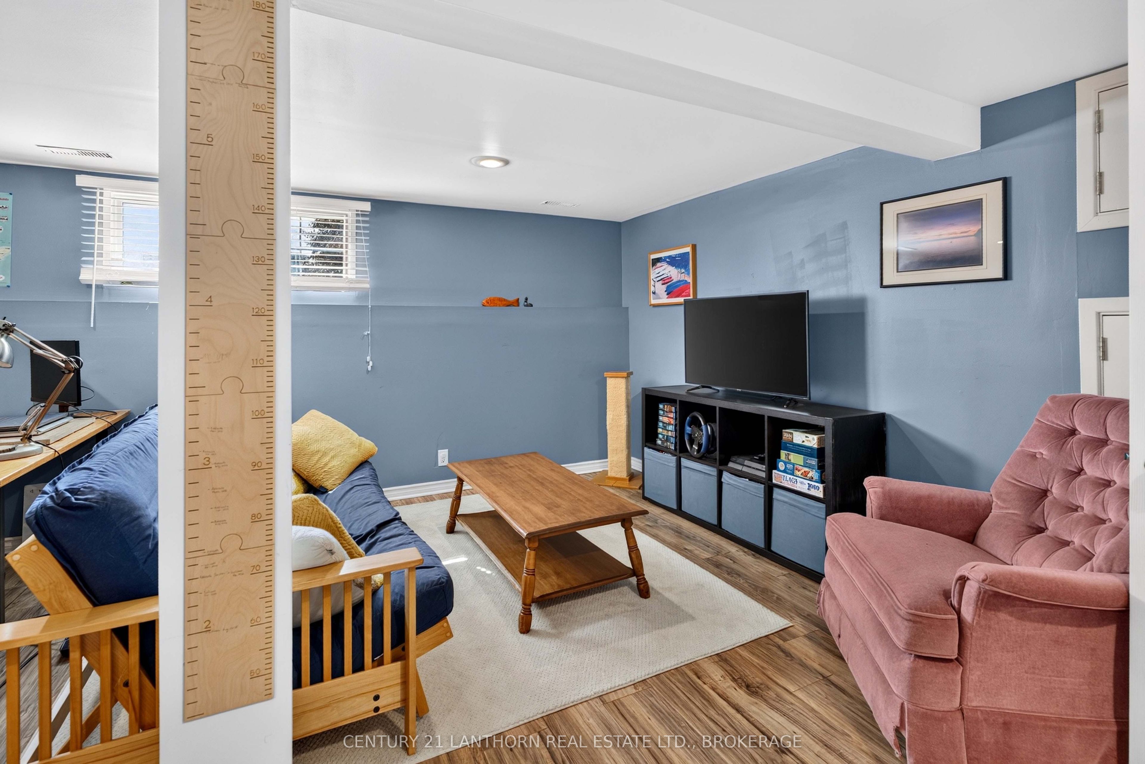 1006 Dillingham Street Property Photo 42