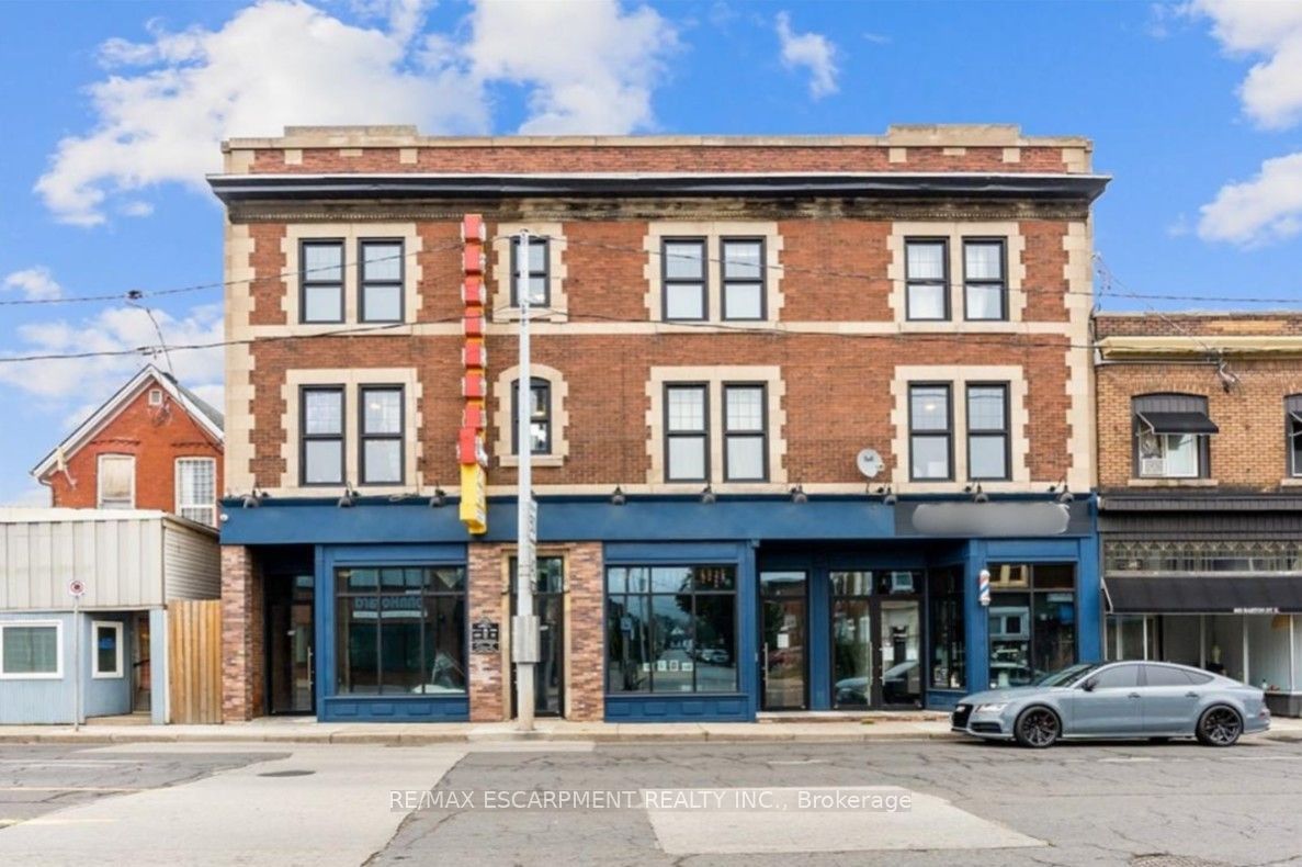 657 BARTON Street E 301 Property Photo 1