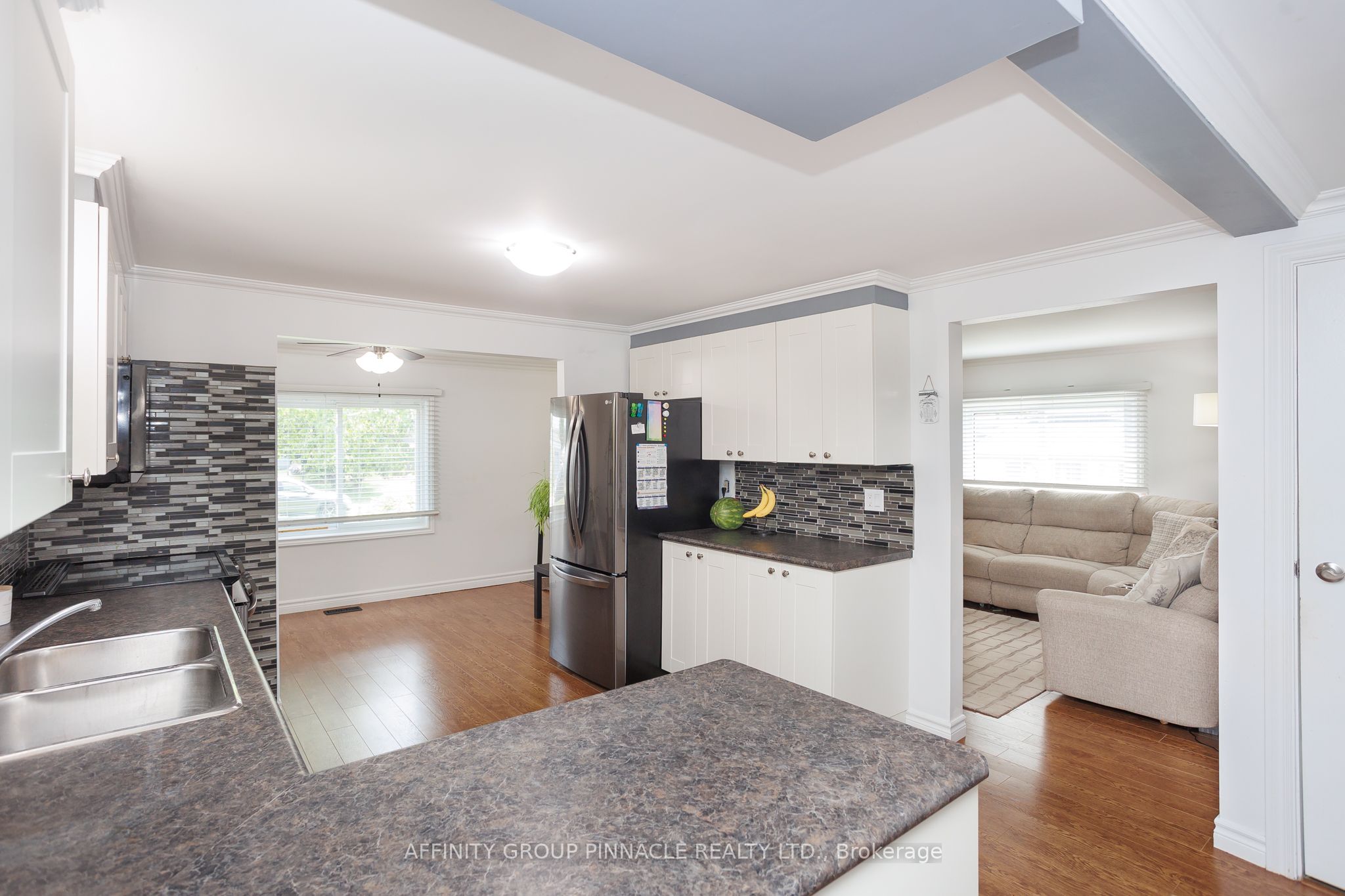 24 Circle Drive Property Photo 10