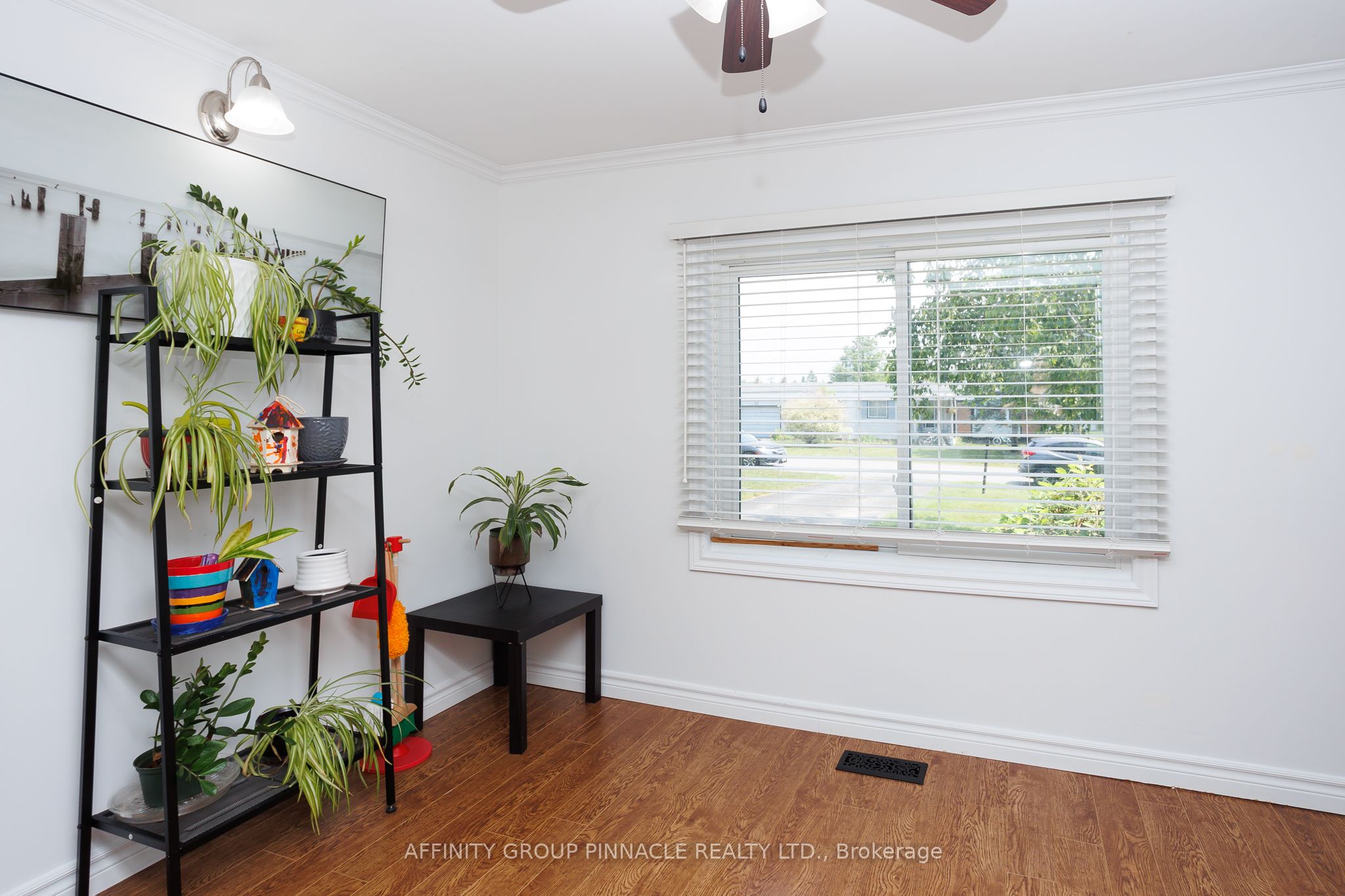 24 Circle Drive Property Photo 11