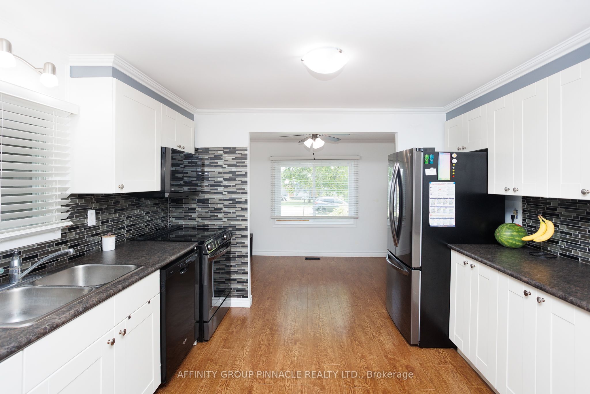 24 Circle Drive Property Photo 12
