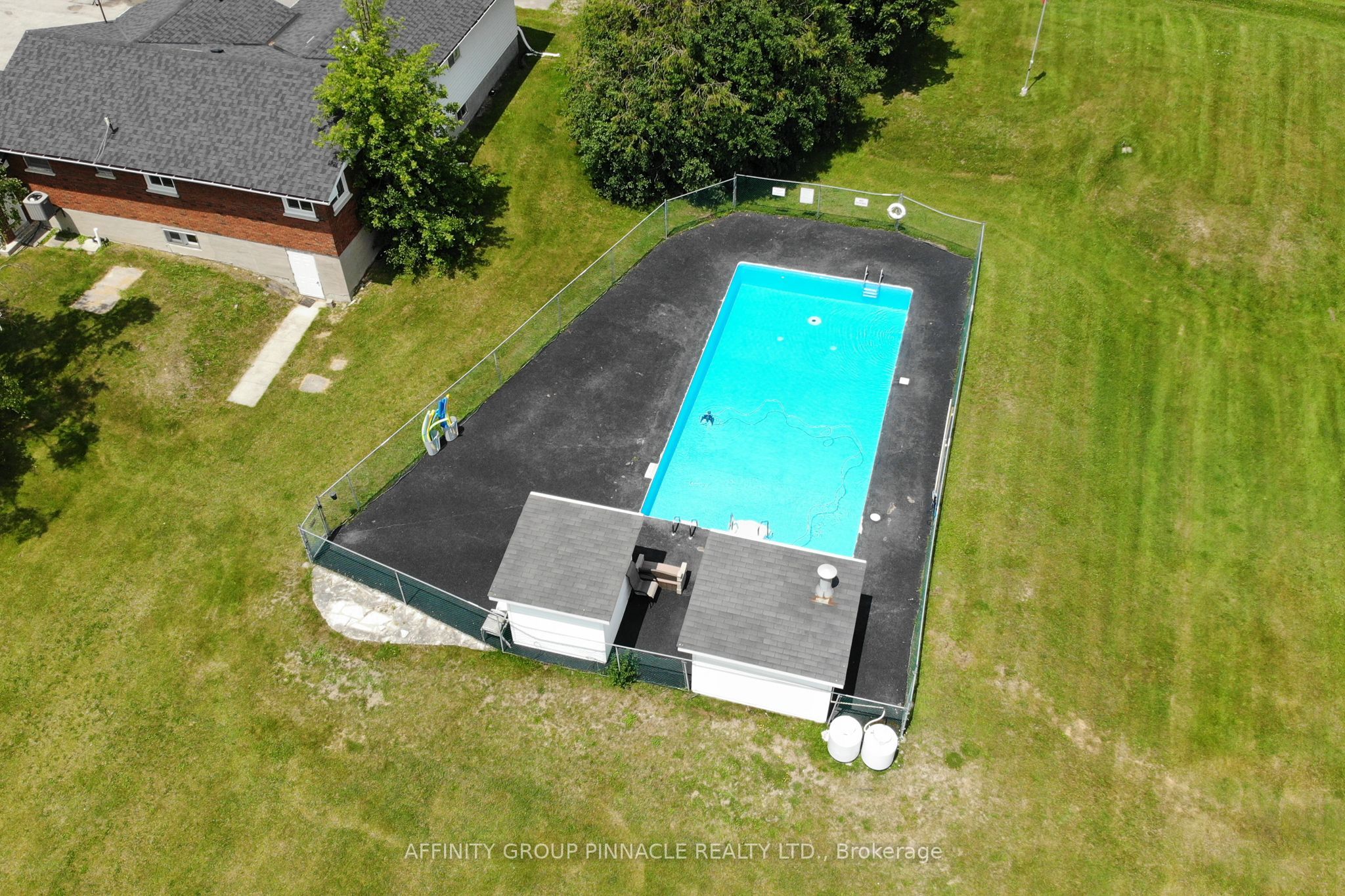 24 Circle Drive Property Photo 32