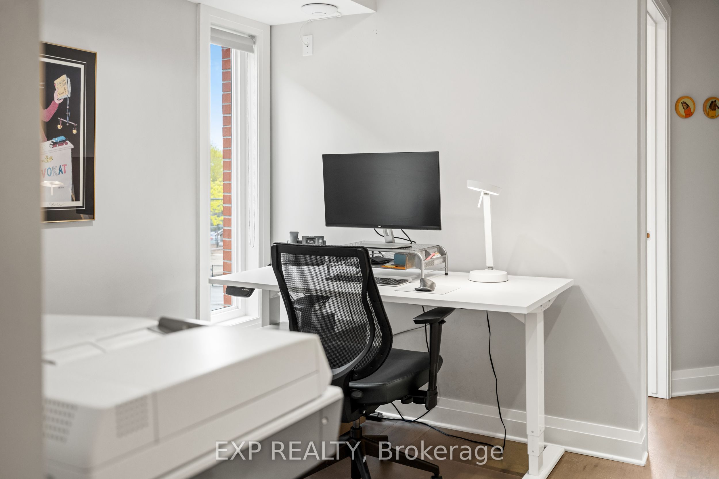 360 Ravenhill Avenue E Property Photo 18