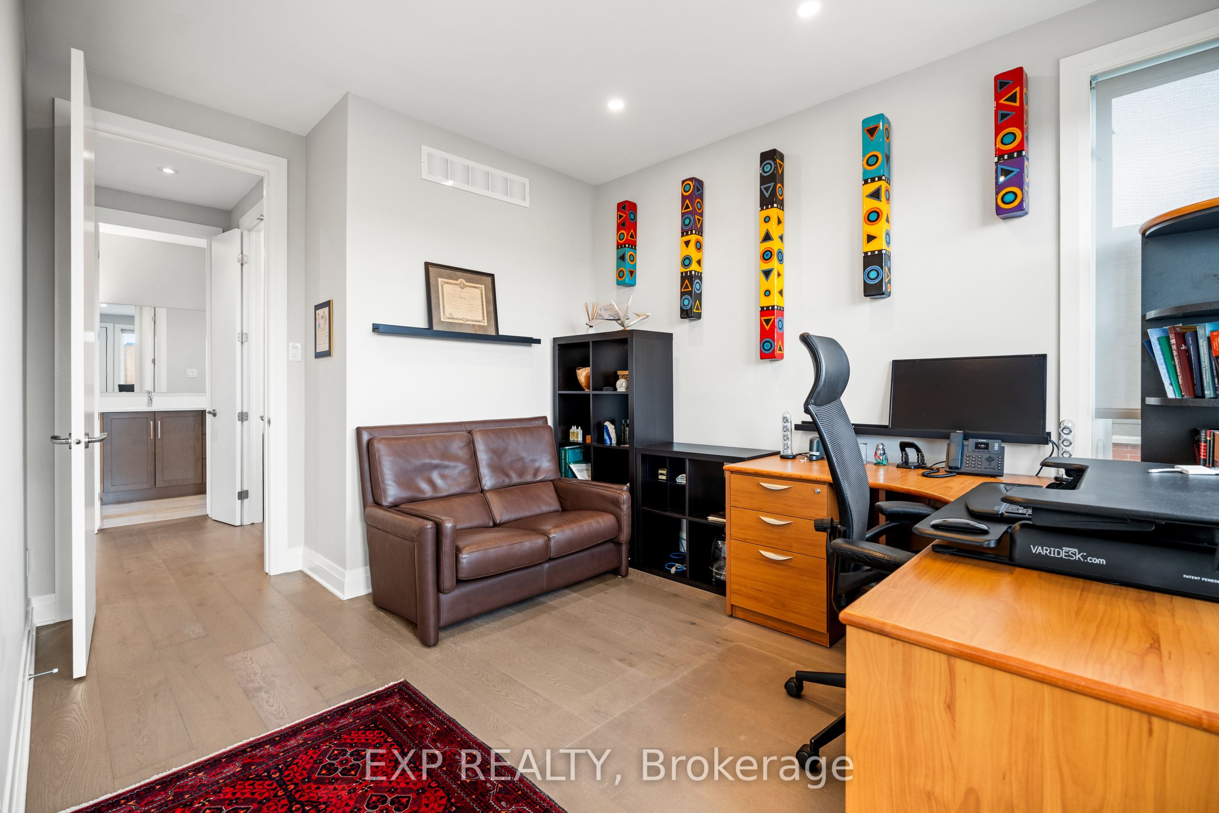360 Ravenhill Avenue E Property Photo 27