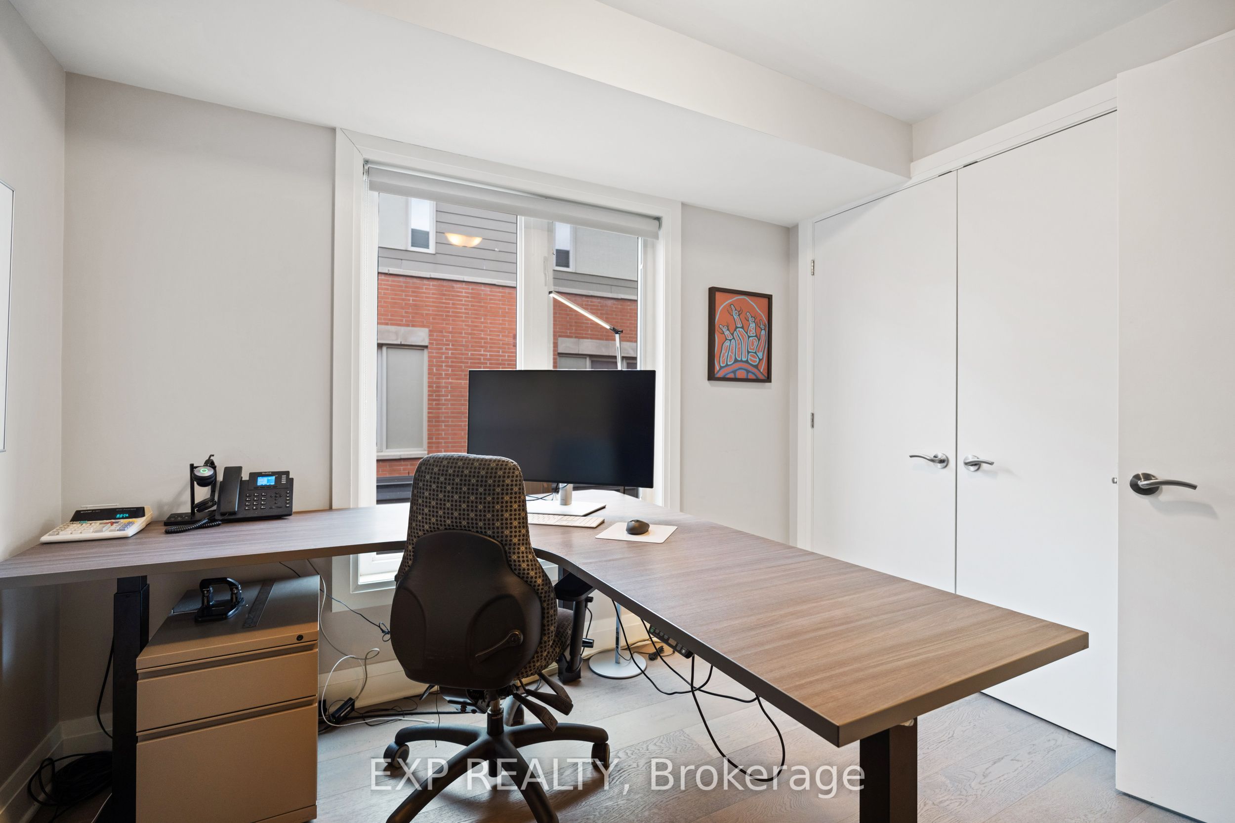 360 Ravenhill Avenue E Property Photo 14