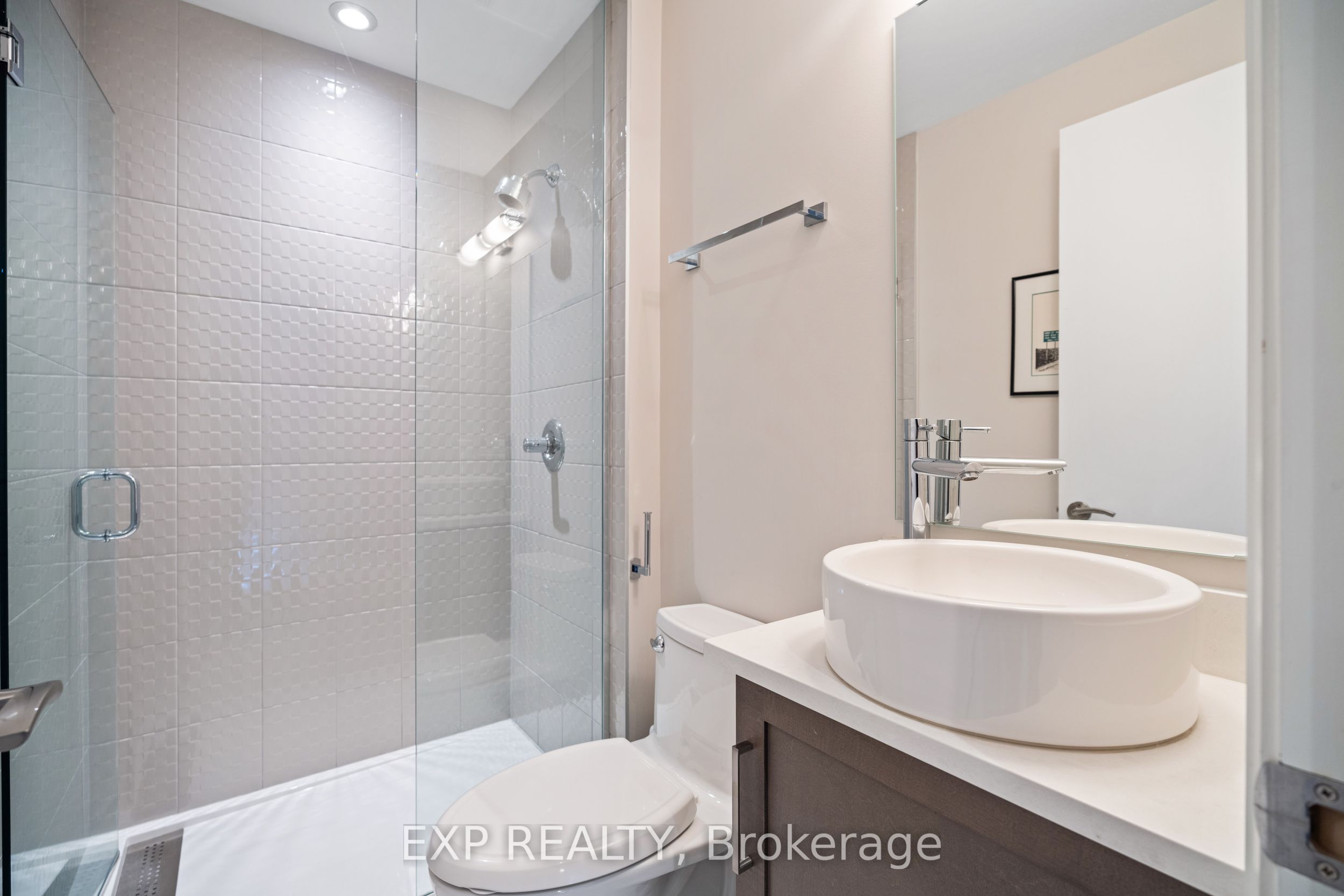 360 Ravenhill Avenue E Property Photo 23