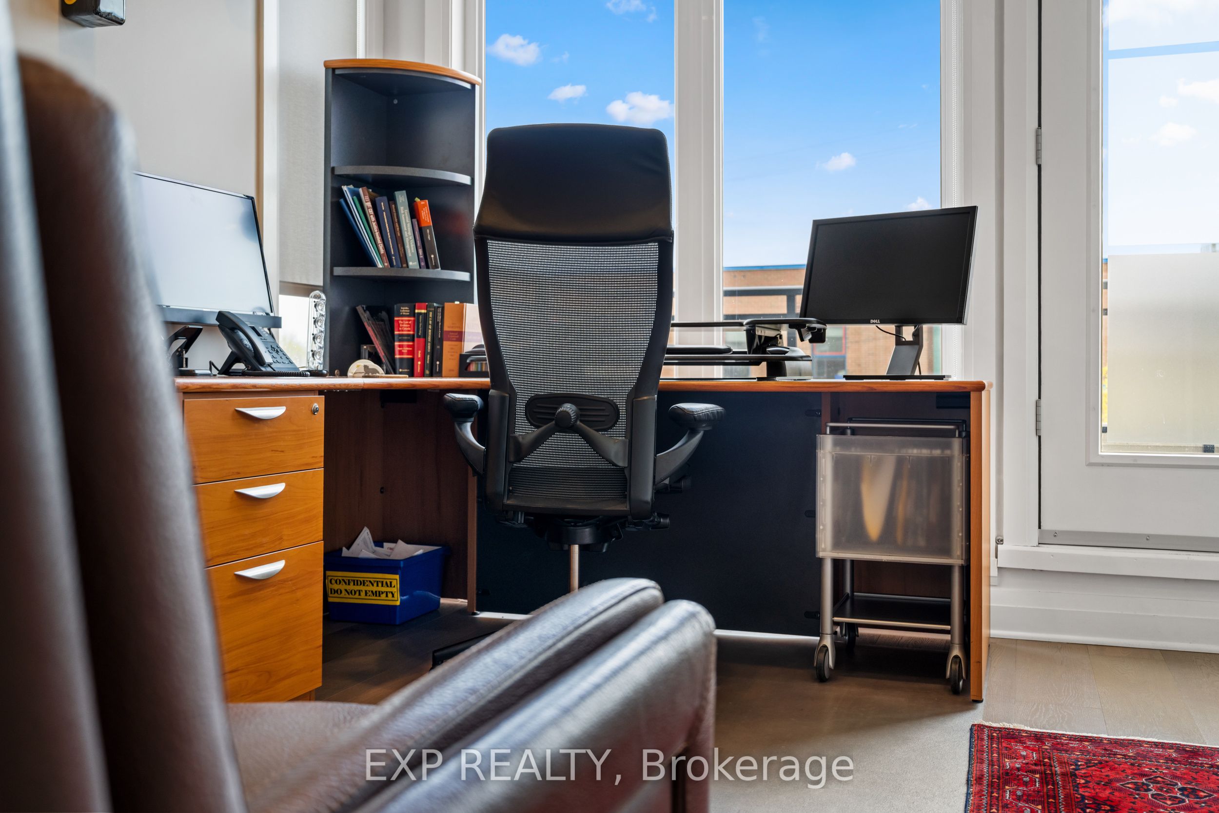 360 Ravenhill Avenue E Property Photo 28