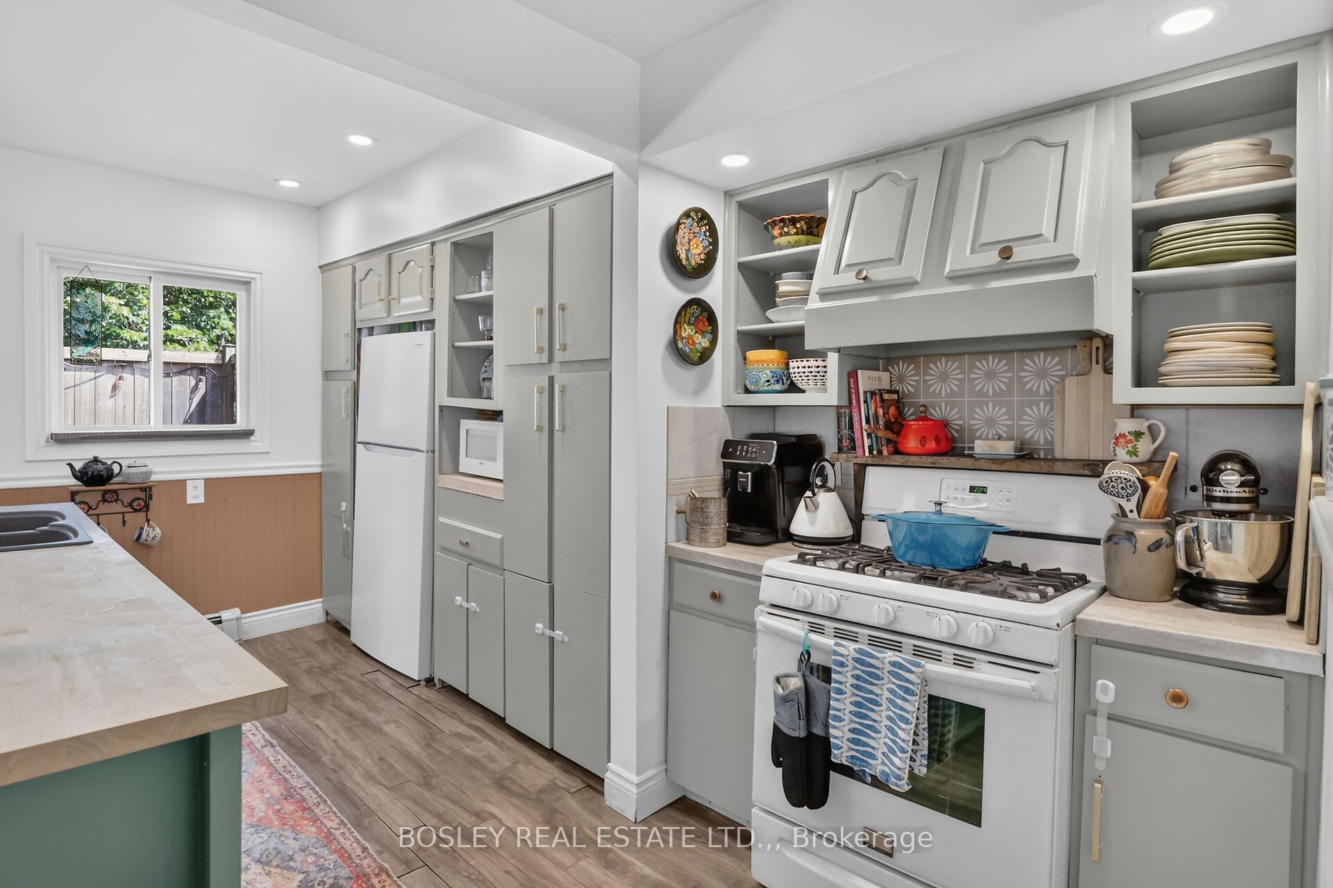 804 Bernard Avenue Property Photo 17