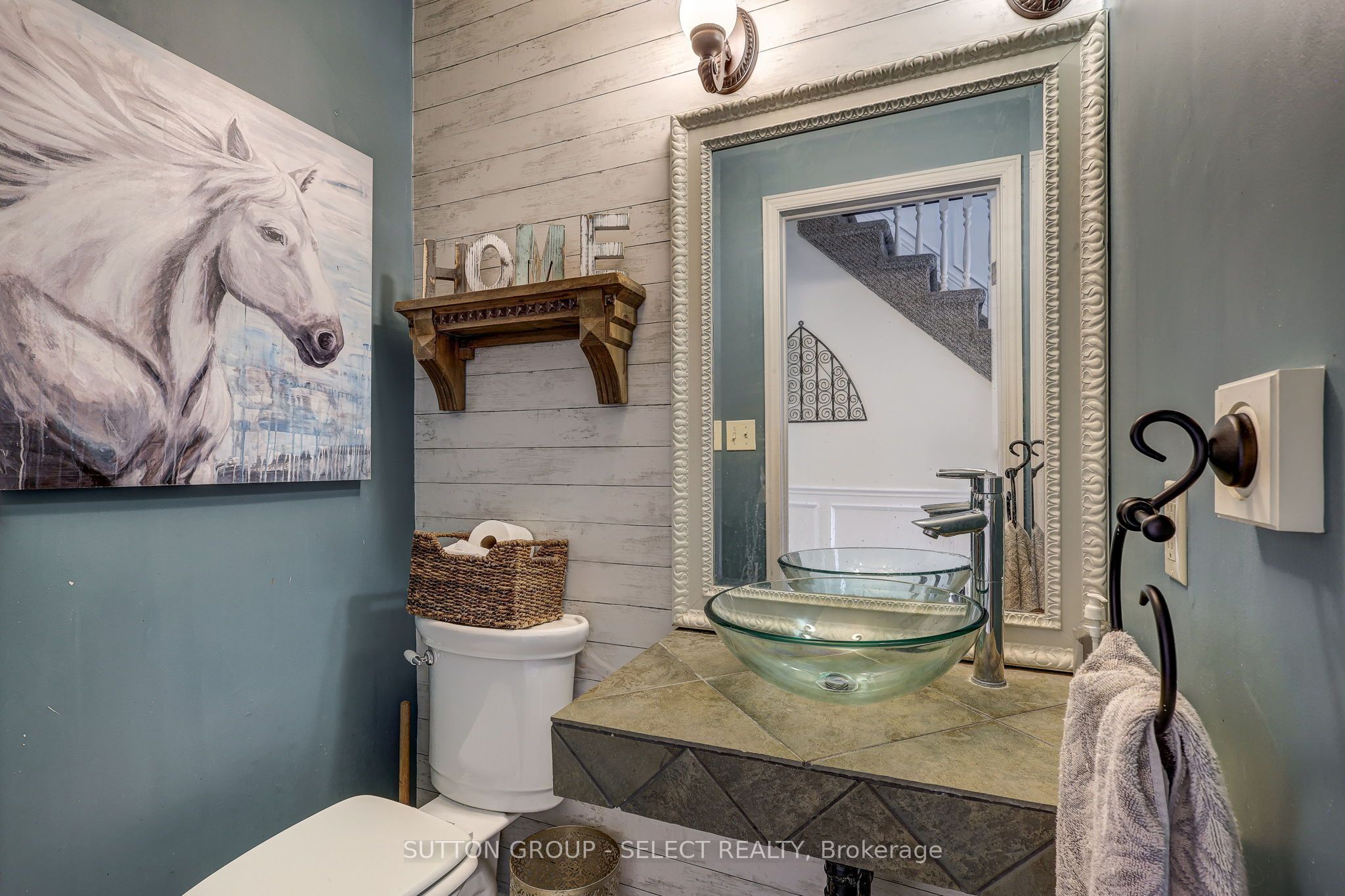 150 Dufferin Street Property Photo 7