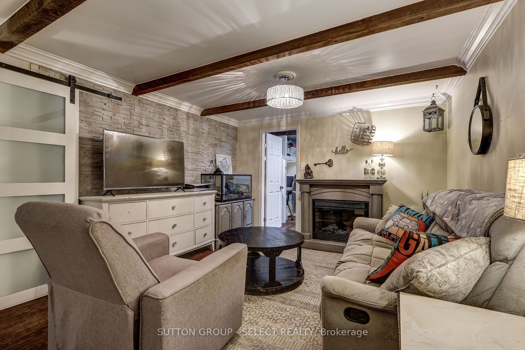 150 Dufferin Street Property Photo 33