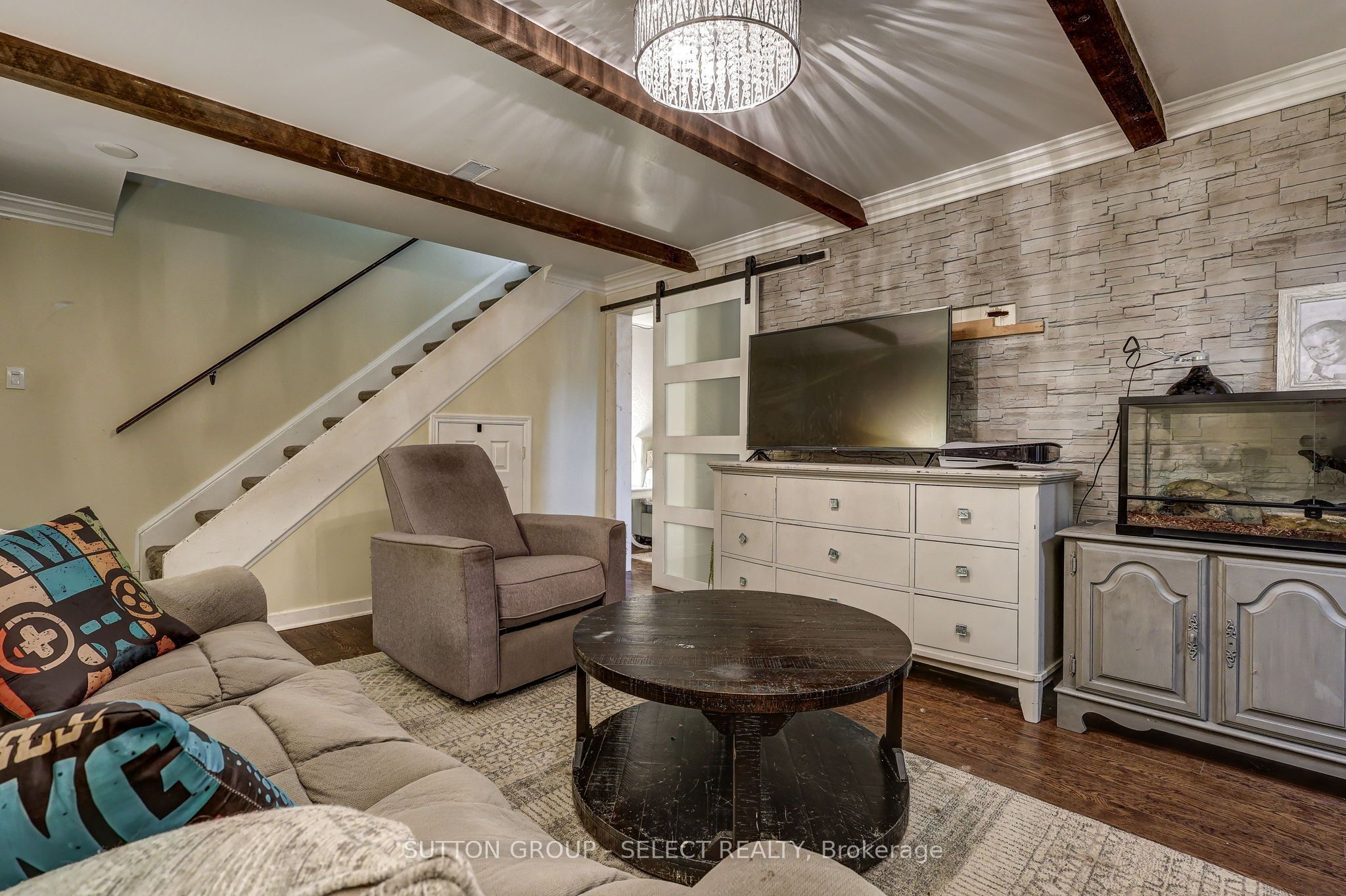 150 Dufferin Street Property Photo 35