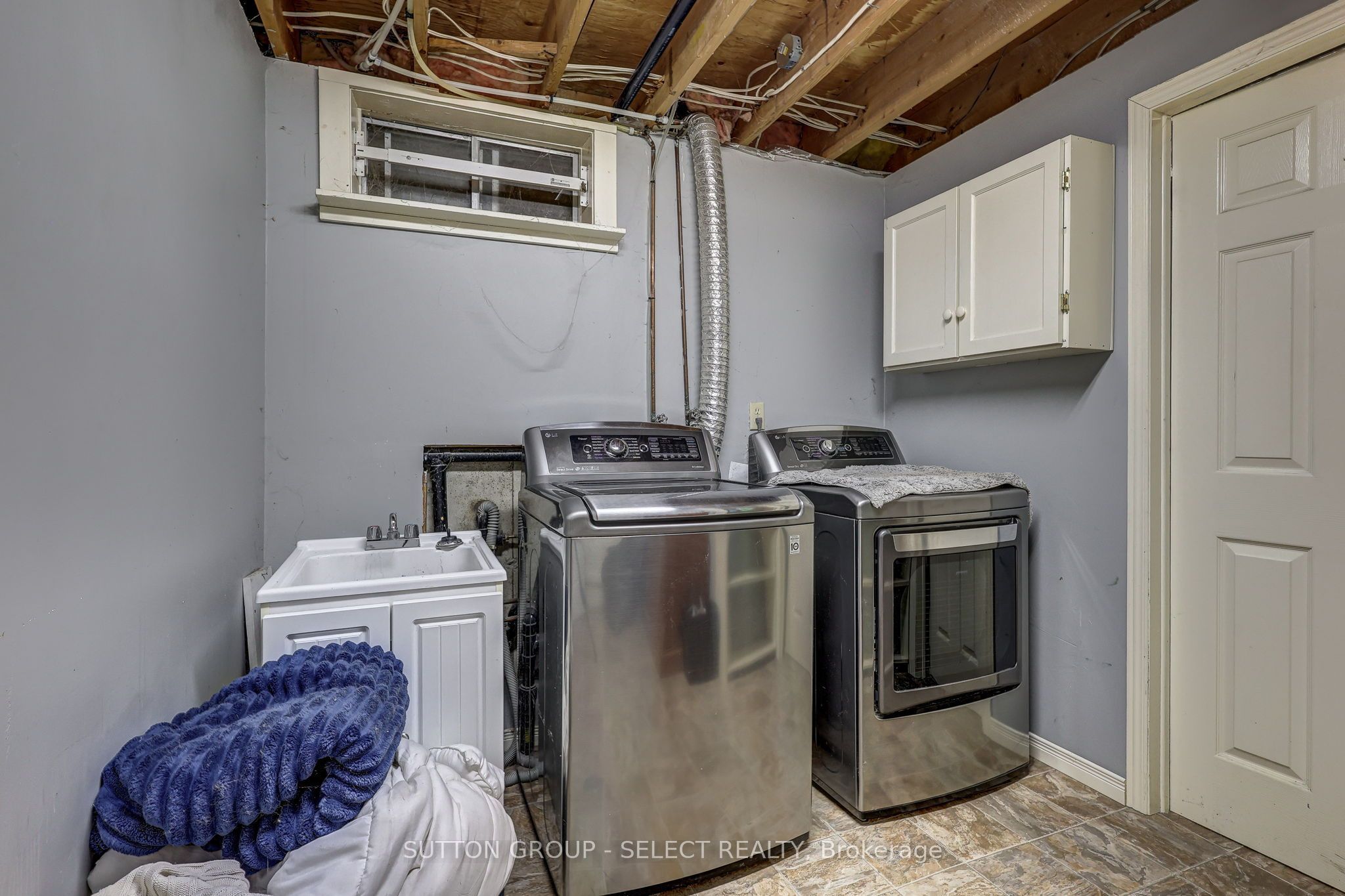 150 Dufferin Street Property Photo 39