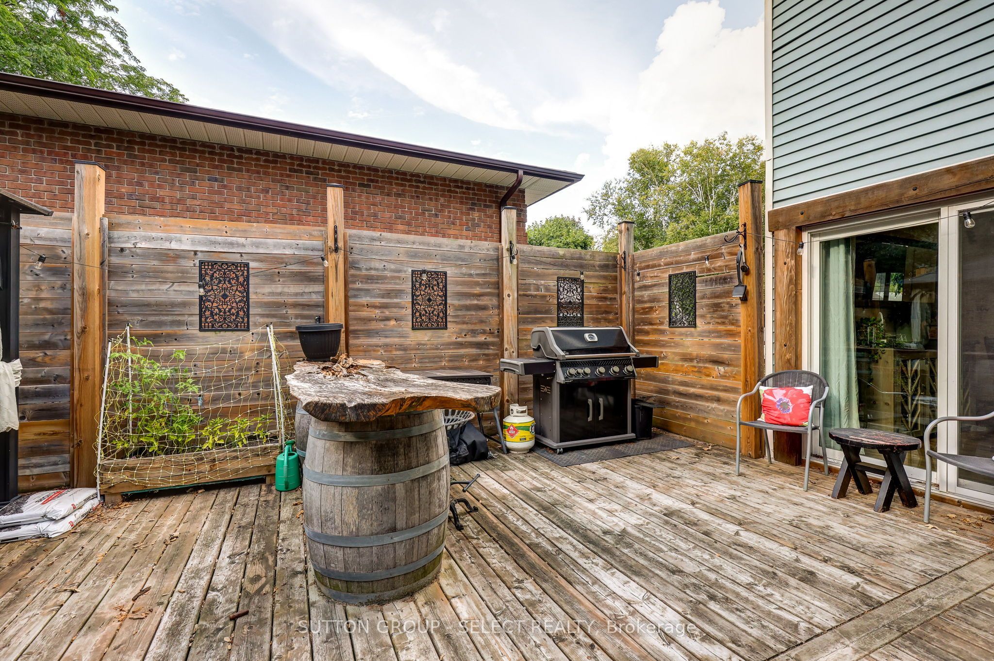 150 Dufferin Street Property Photo 40