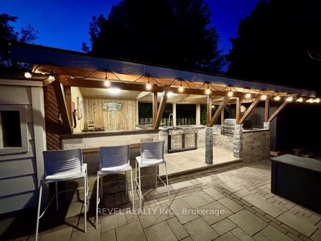 1036 Shellard Side Road Property Photo 49