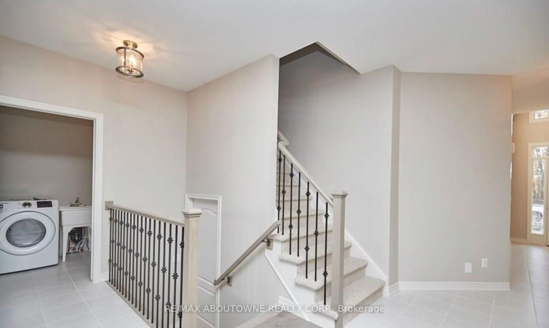 7563 Oldfield Road Property Photo 19