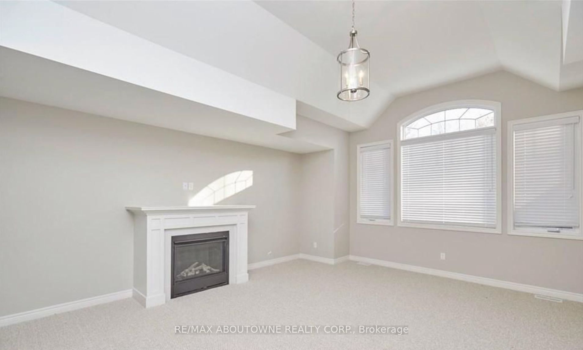 7563 Oldfield Road Property Photo 24