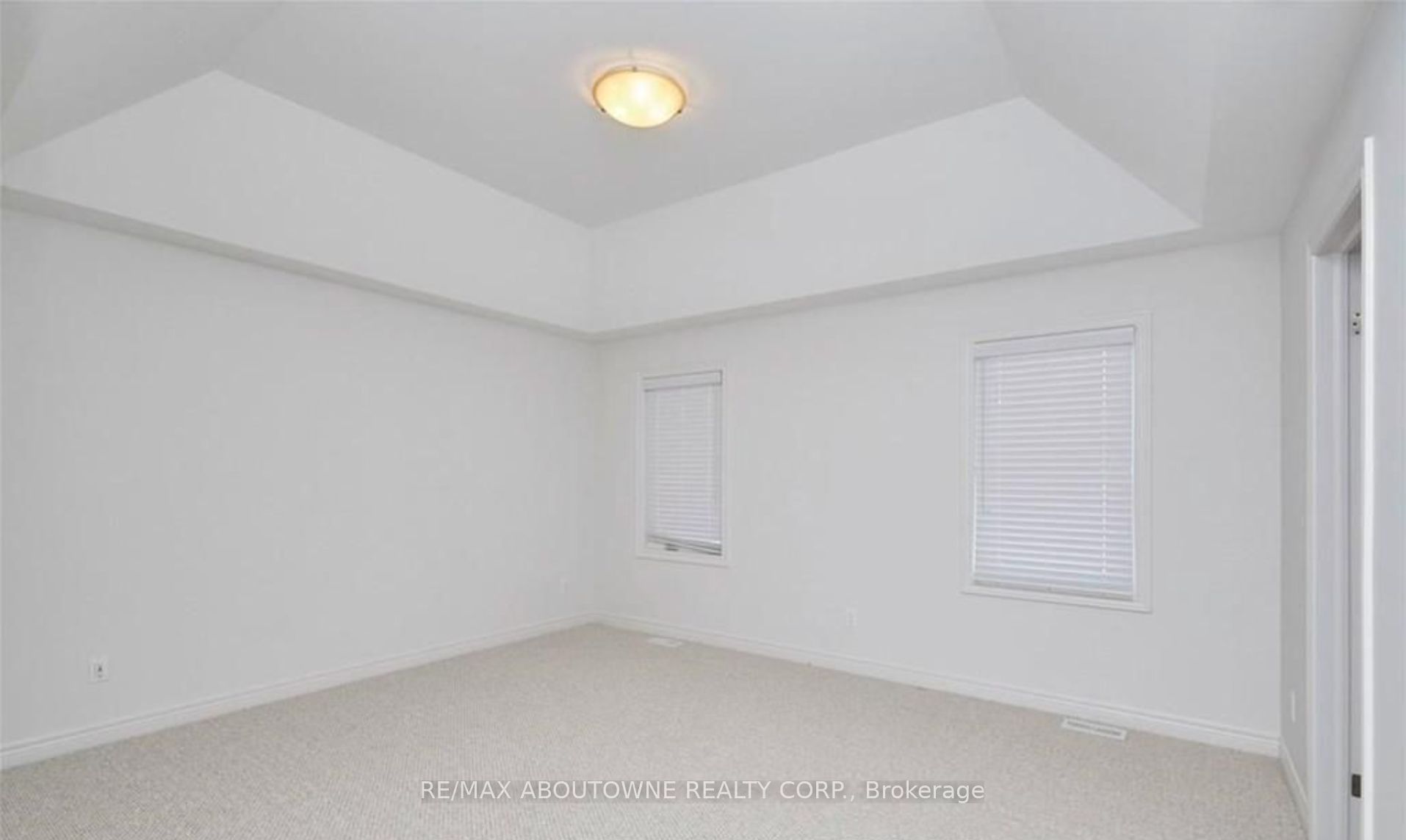 7563 Oldfield Road Property Photo 28