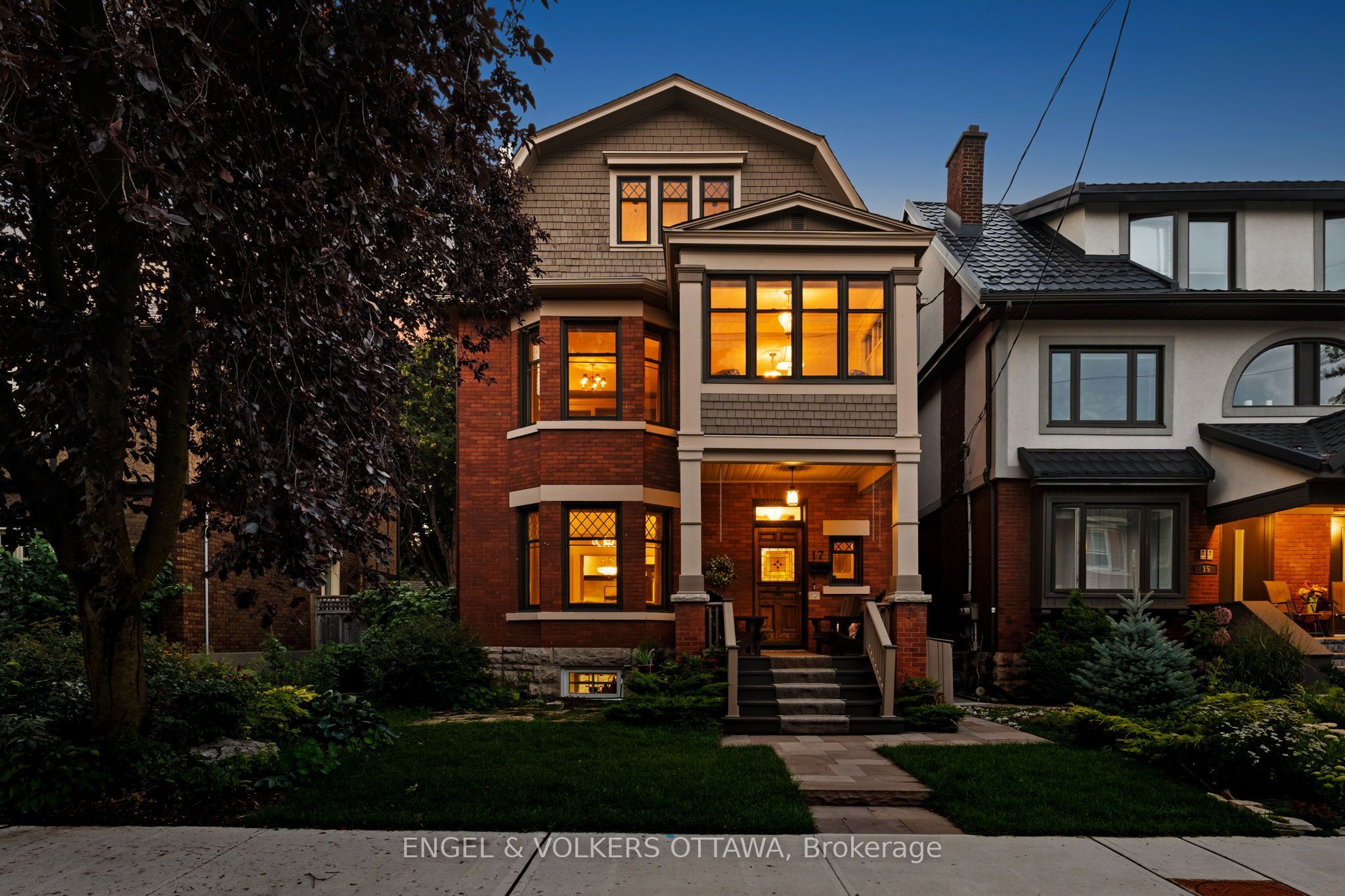 17 Oakland Avenue Property Photo 1