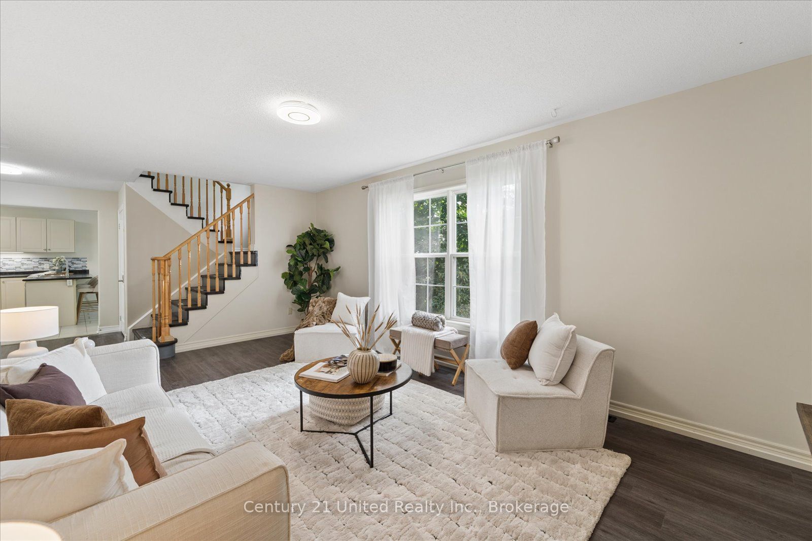 262 Bowen Drive Property Photo 9