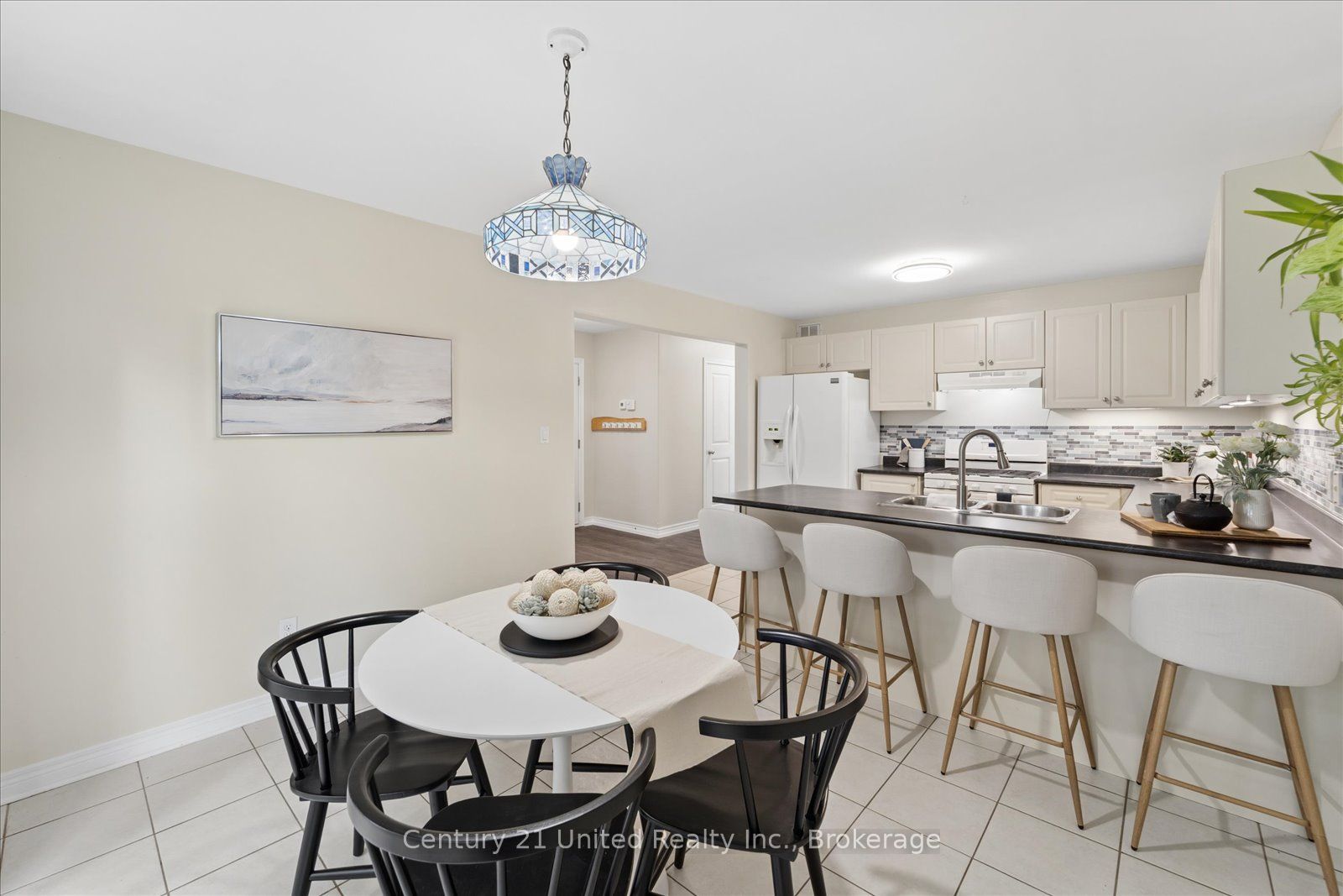 262 Bowen Drive Property Photo 18