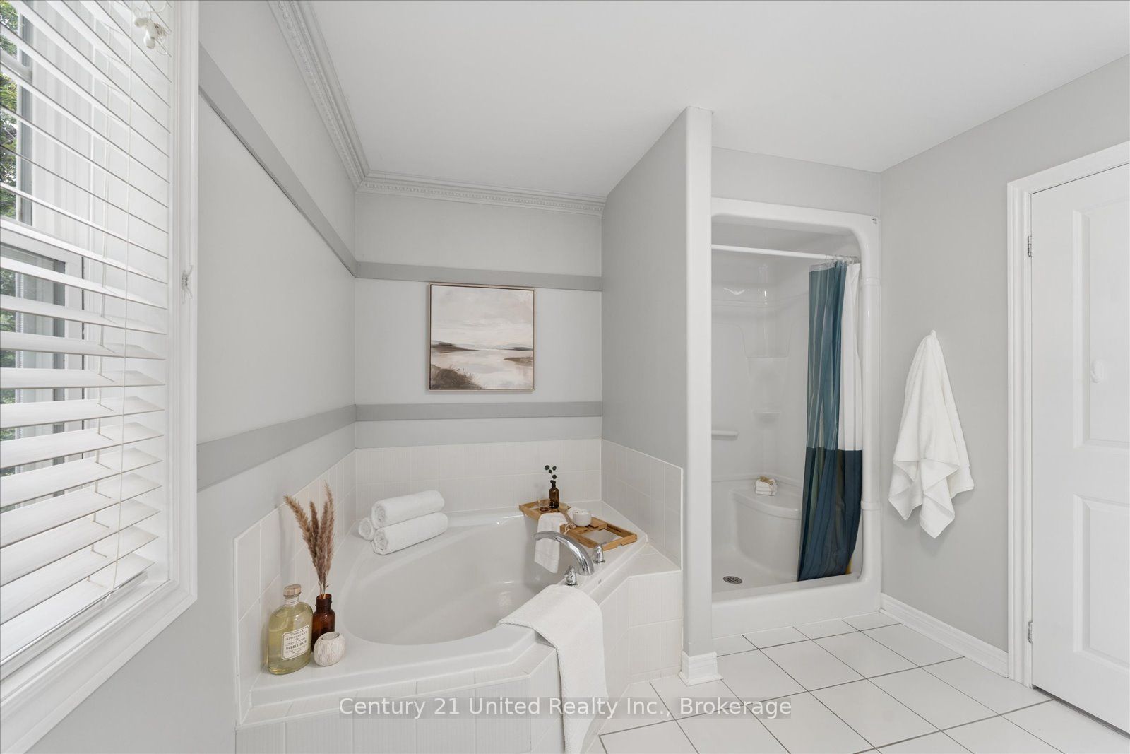 262 Bowen Drive Property Photo 25