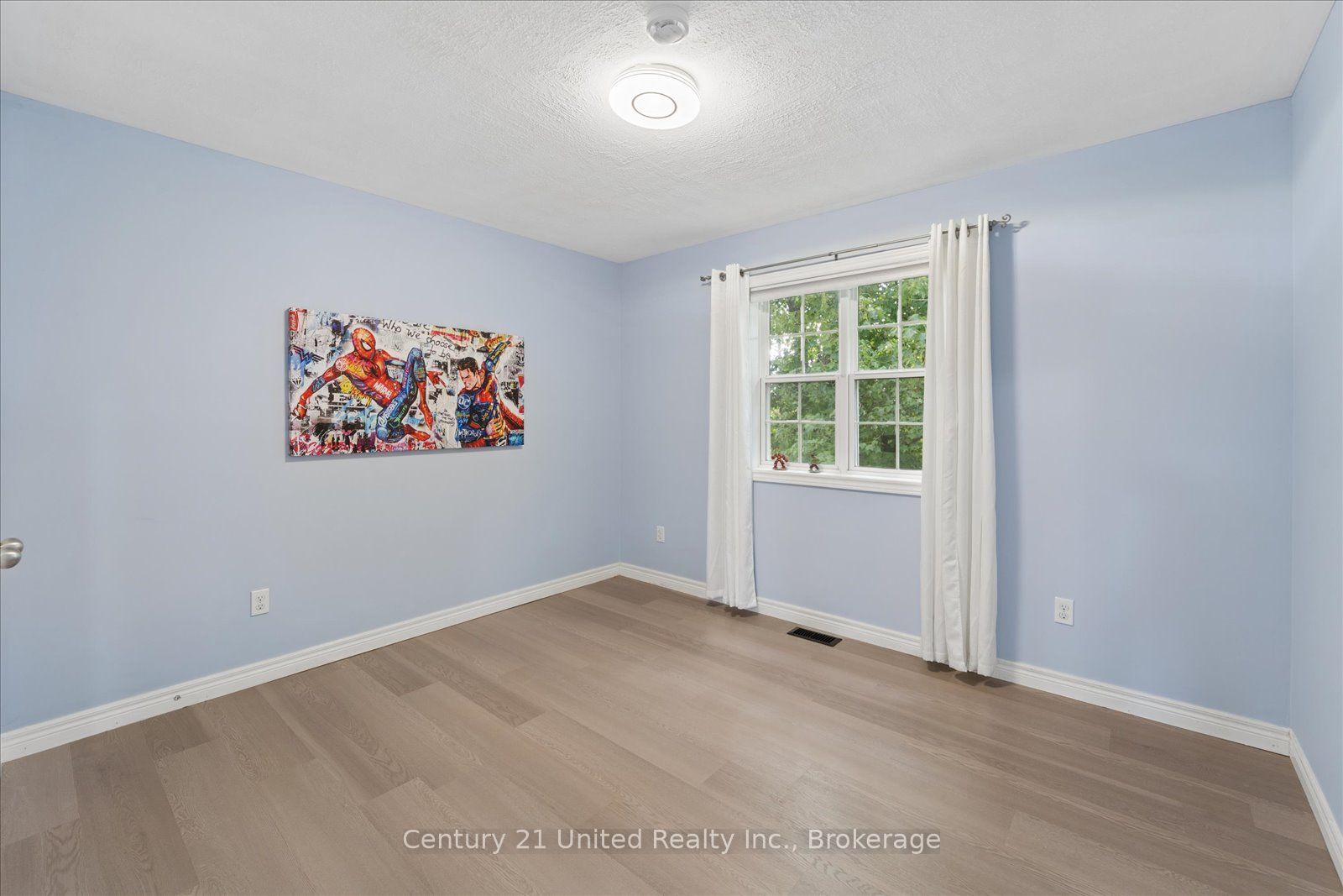 262 Bowen Drive Property Photo 27