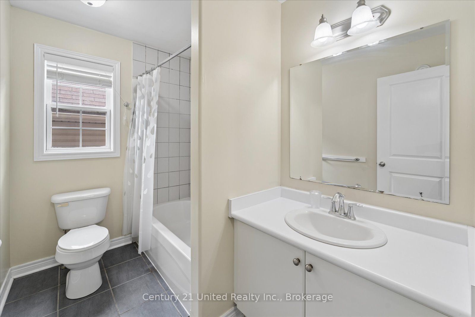 262 Bowen Drive Property Photo 29