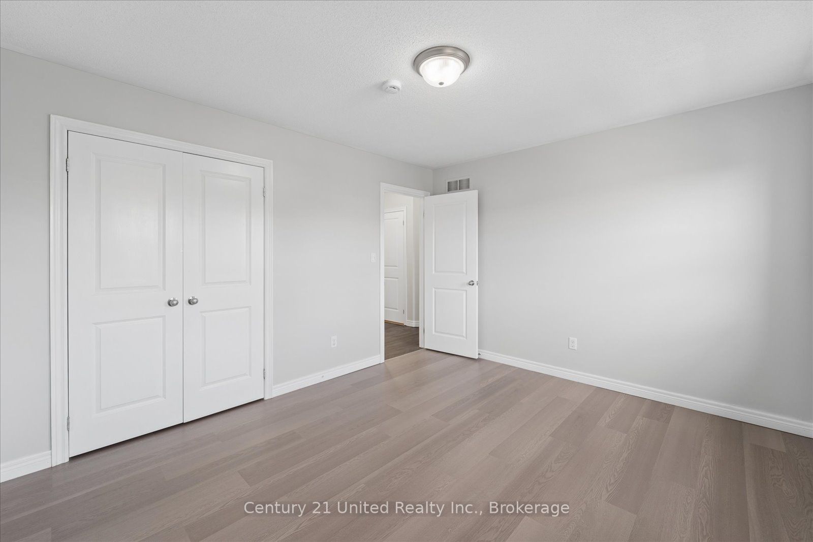 262 Bowen Drive Property Photo 31