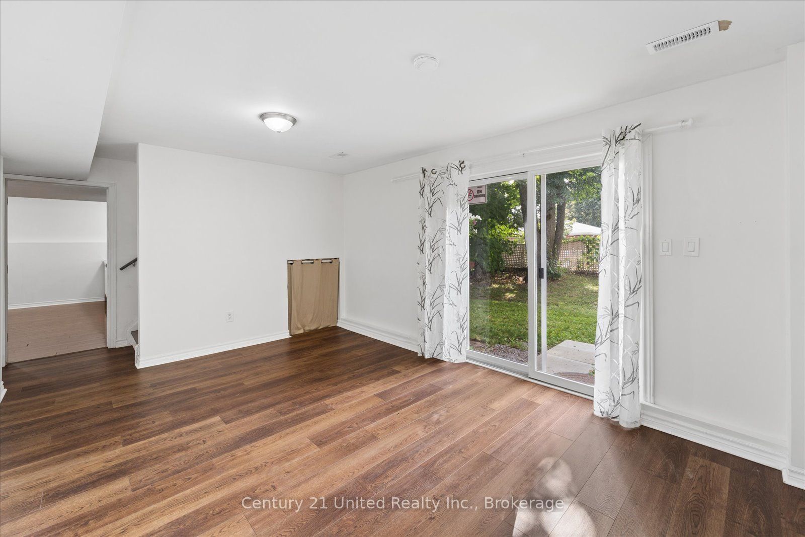 262 Bowen Drive Property Photo 40