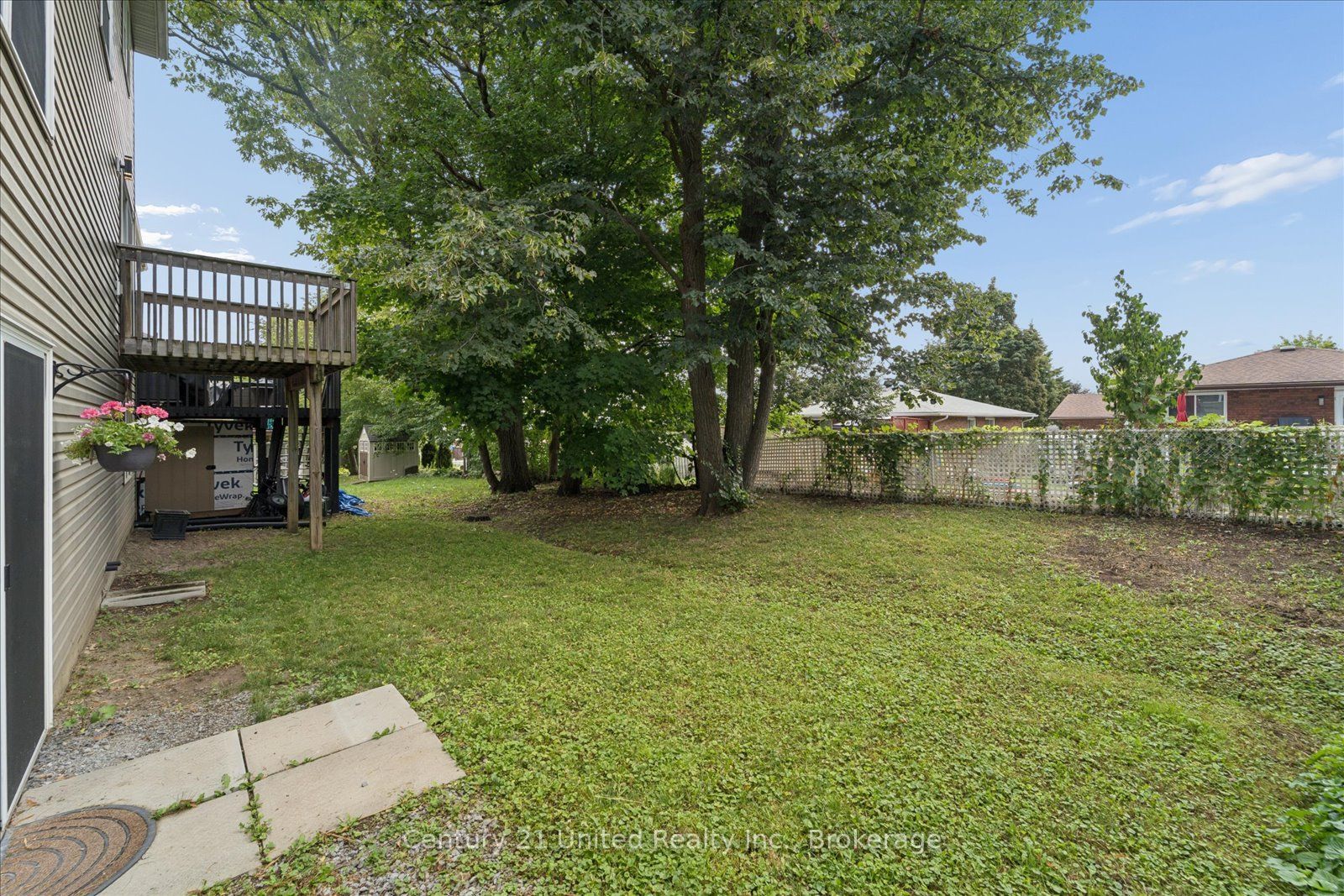 262 Bowen Drive Property Photo 48