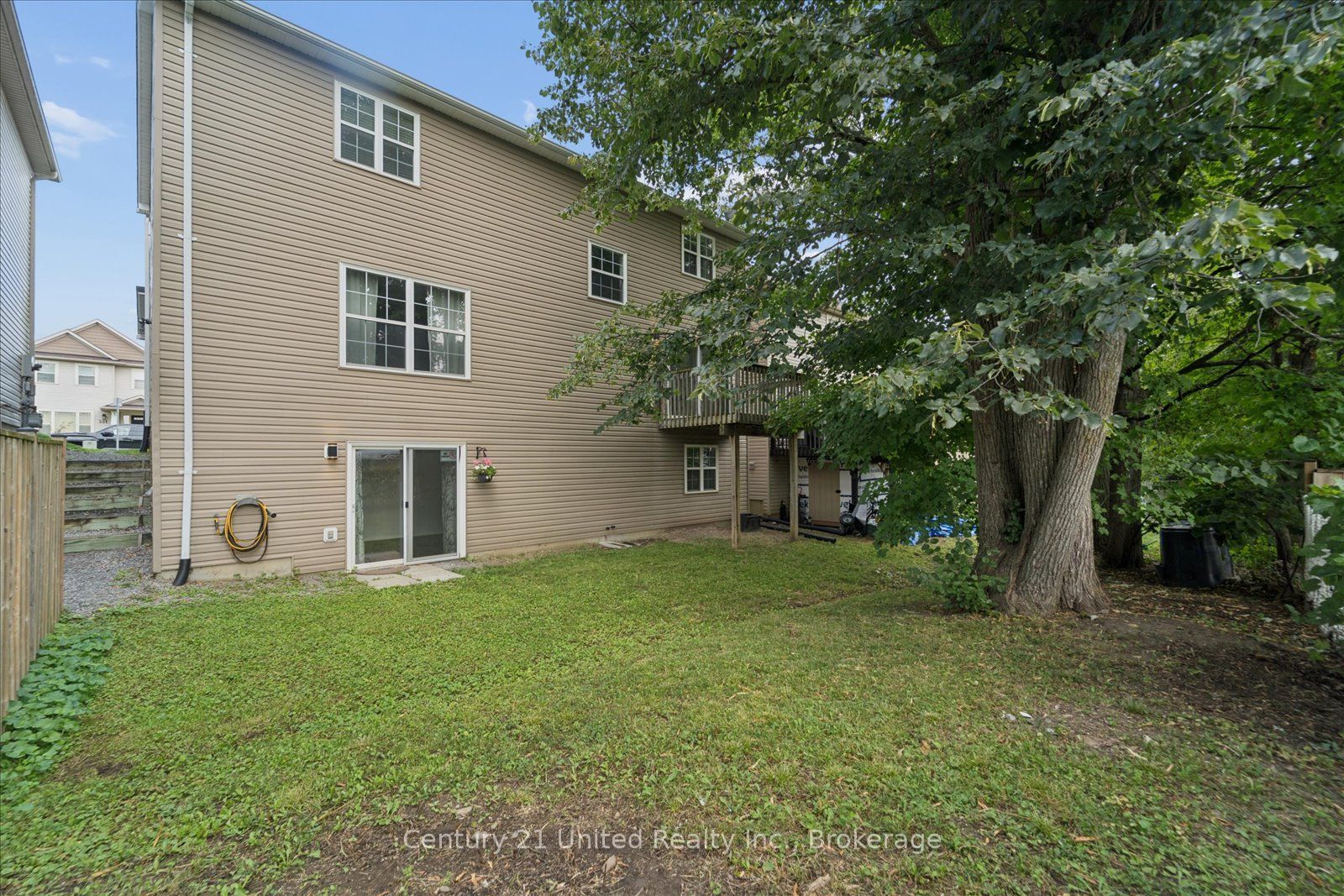 262 Bowen Drive Property Photo 49