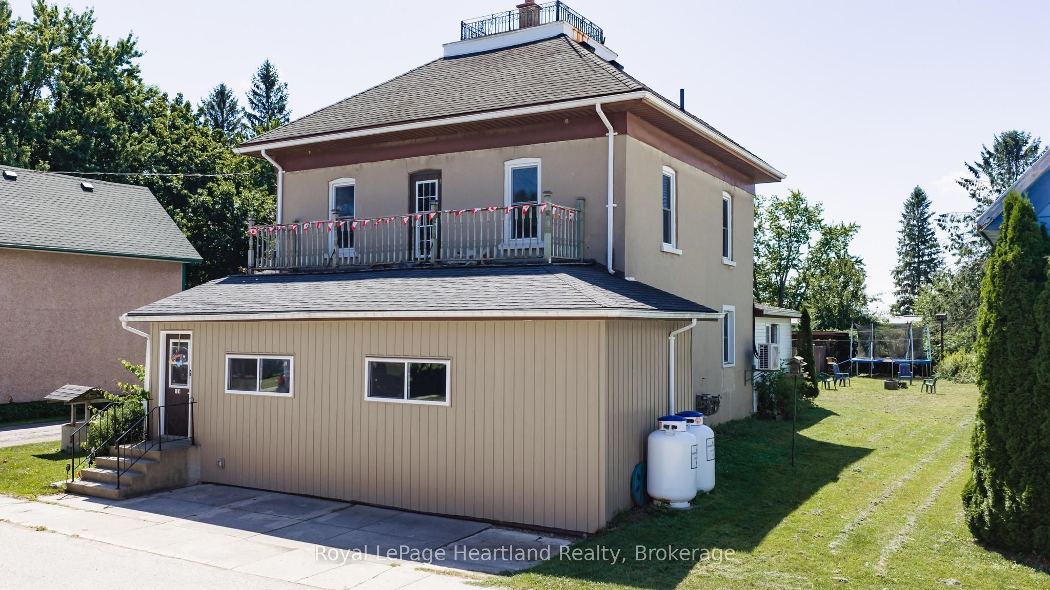 109 Goderich Street Property Photo 42