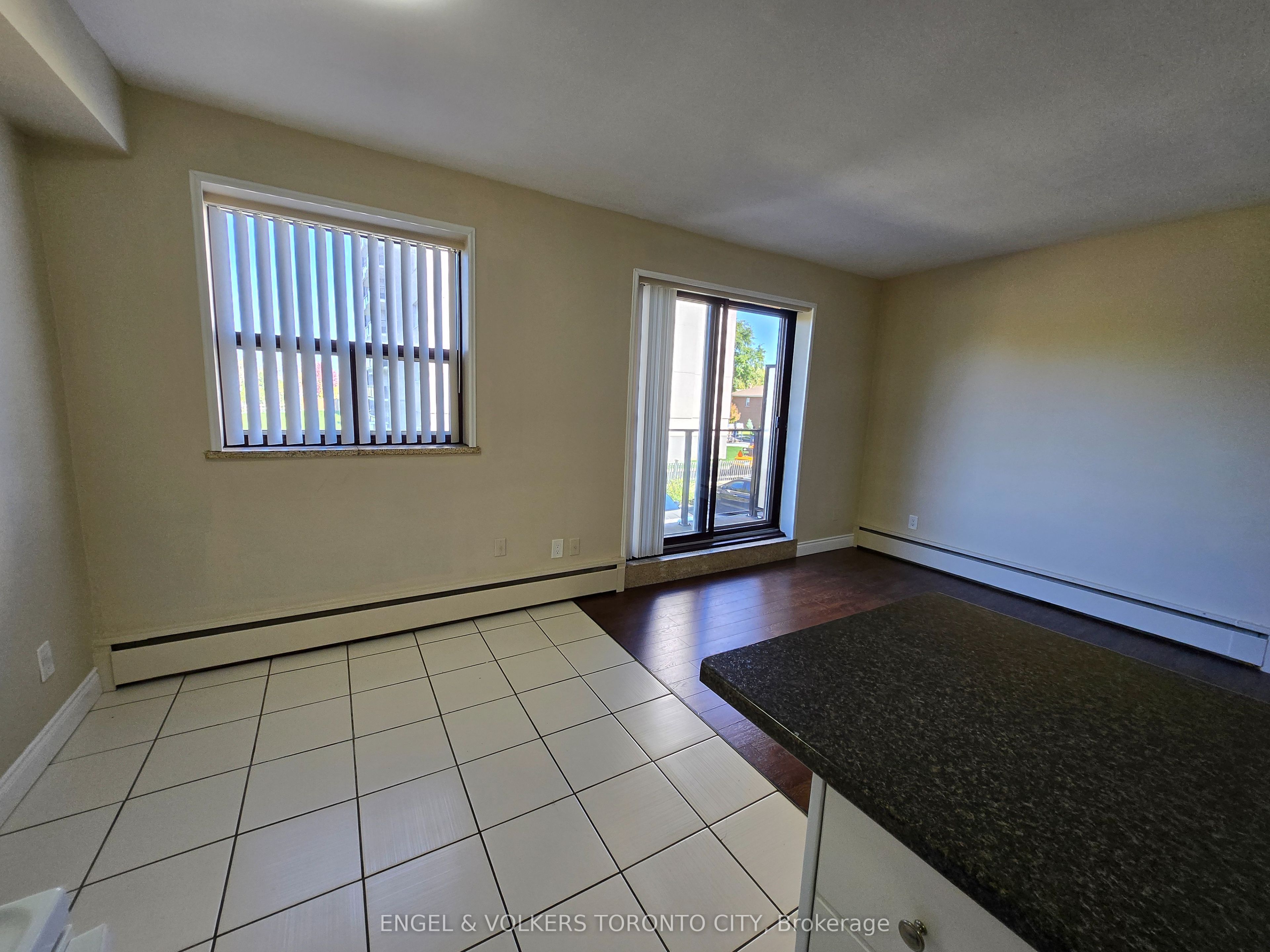 416 E 42nd Street 207 Property Photo 6
