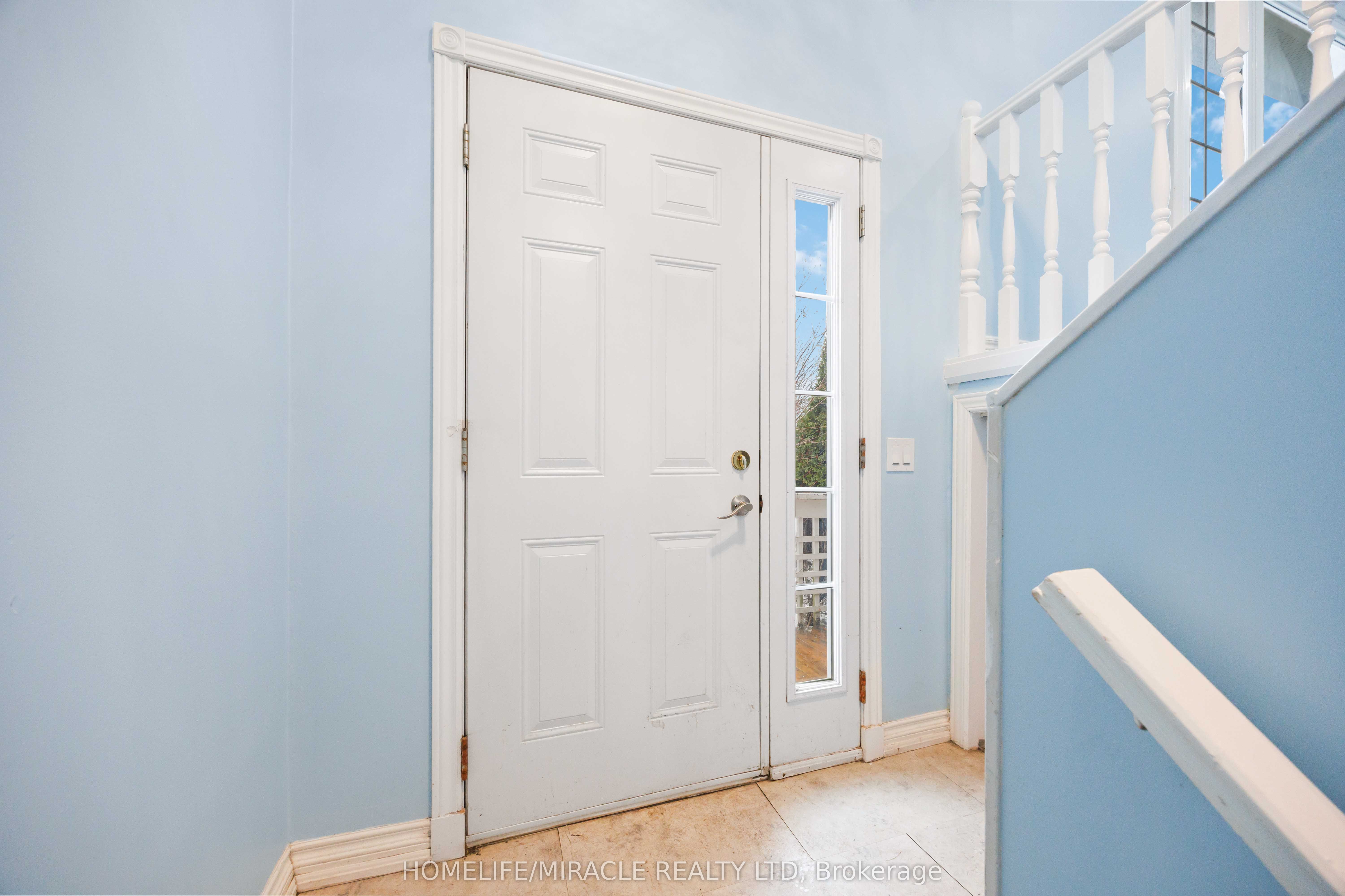 839 Mountain Ash Road Property Photo 2
