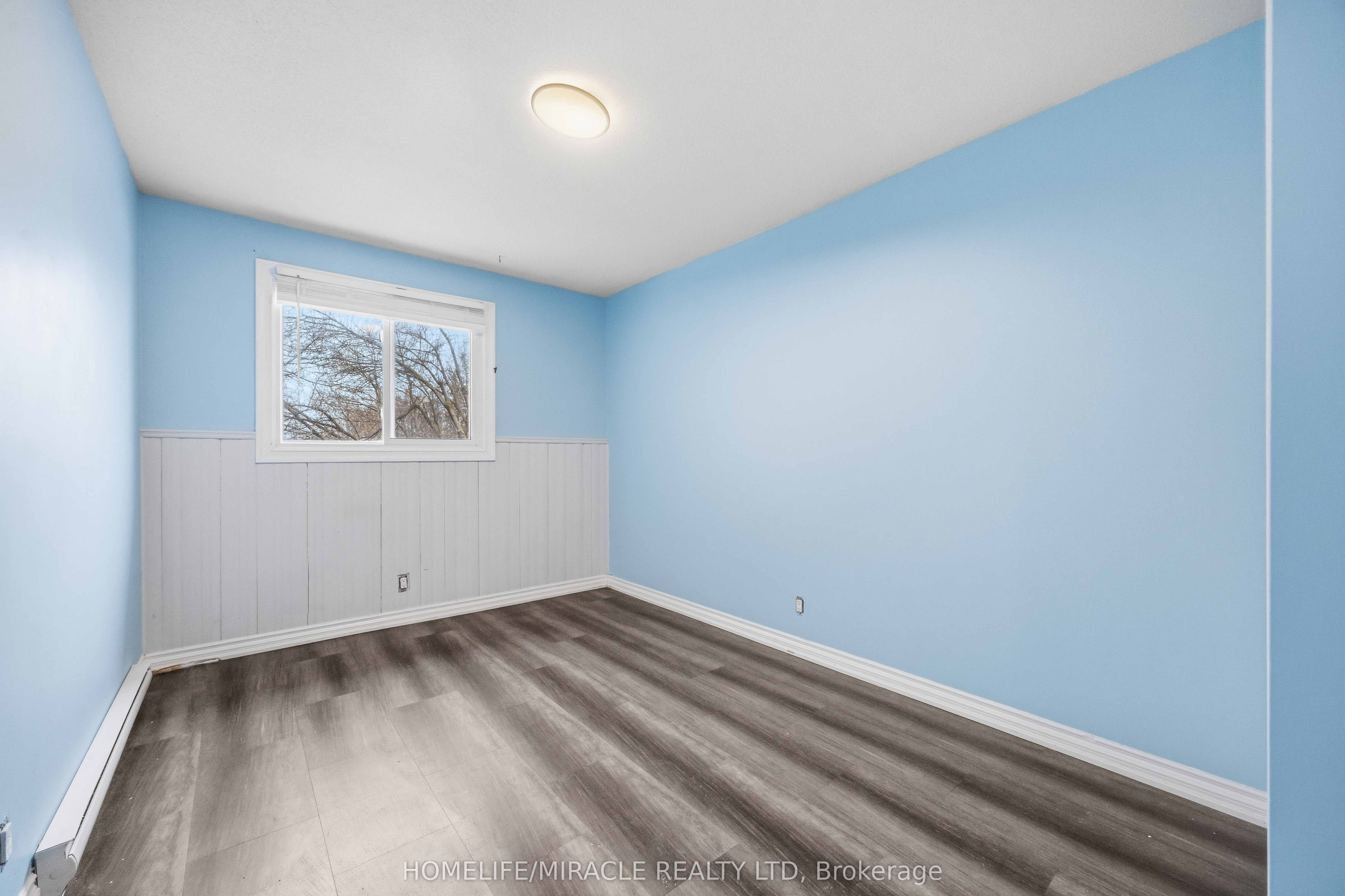 839 Mountain Ash Road Property Photo 12