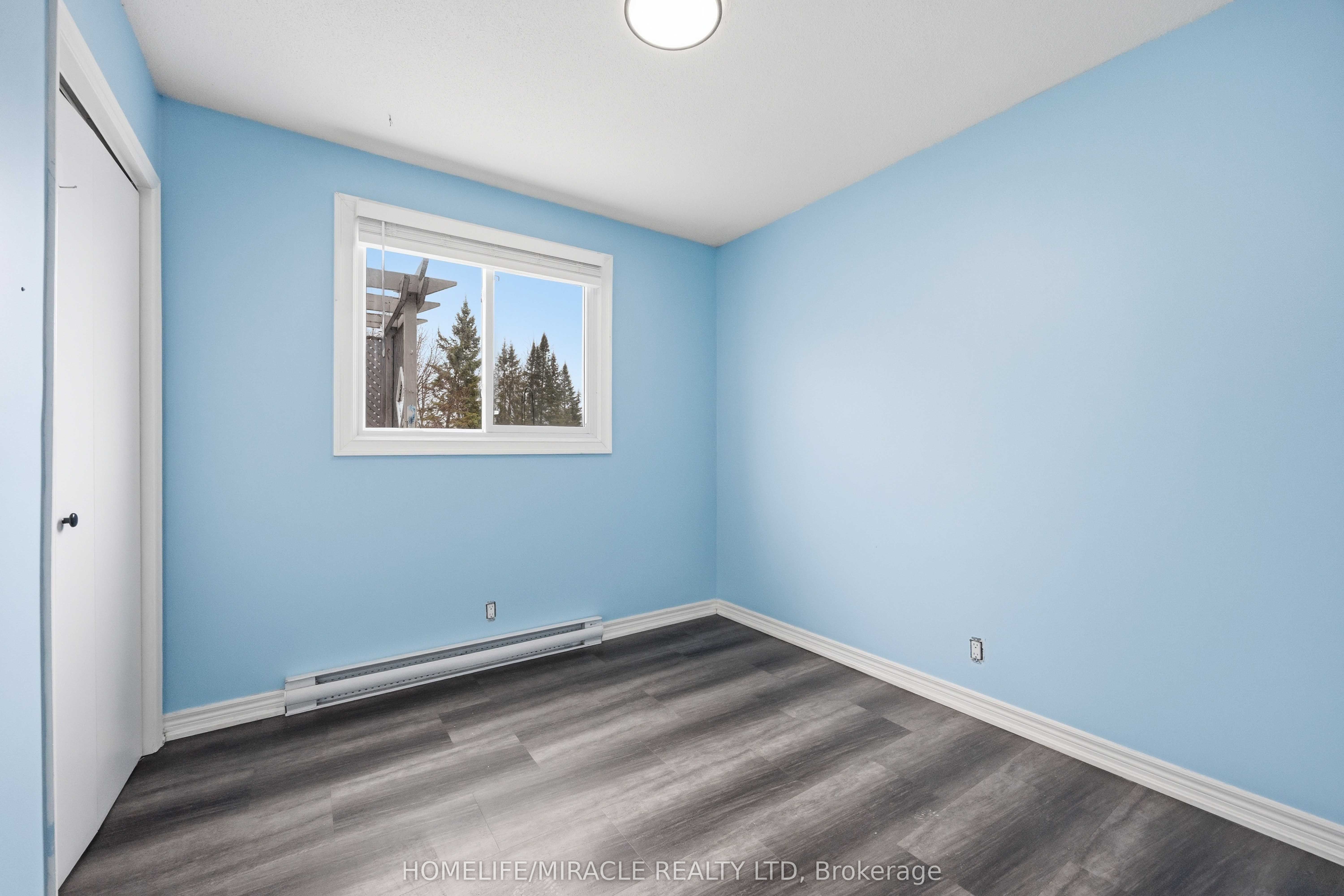 839 Mountain Ash Road Property Photo 14