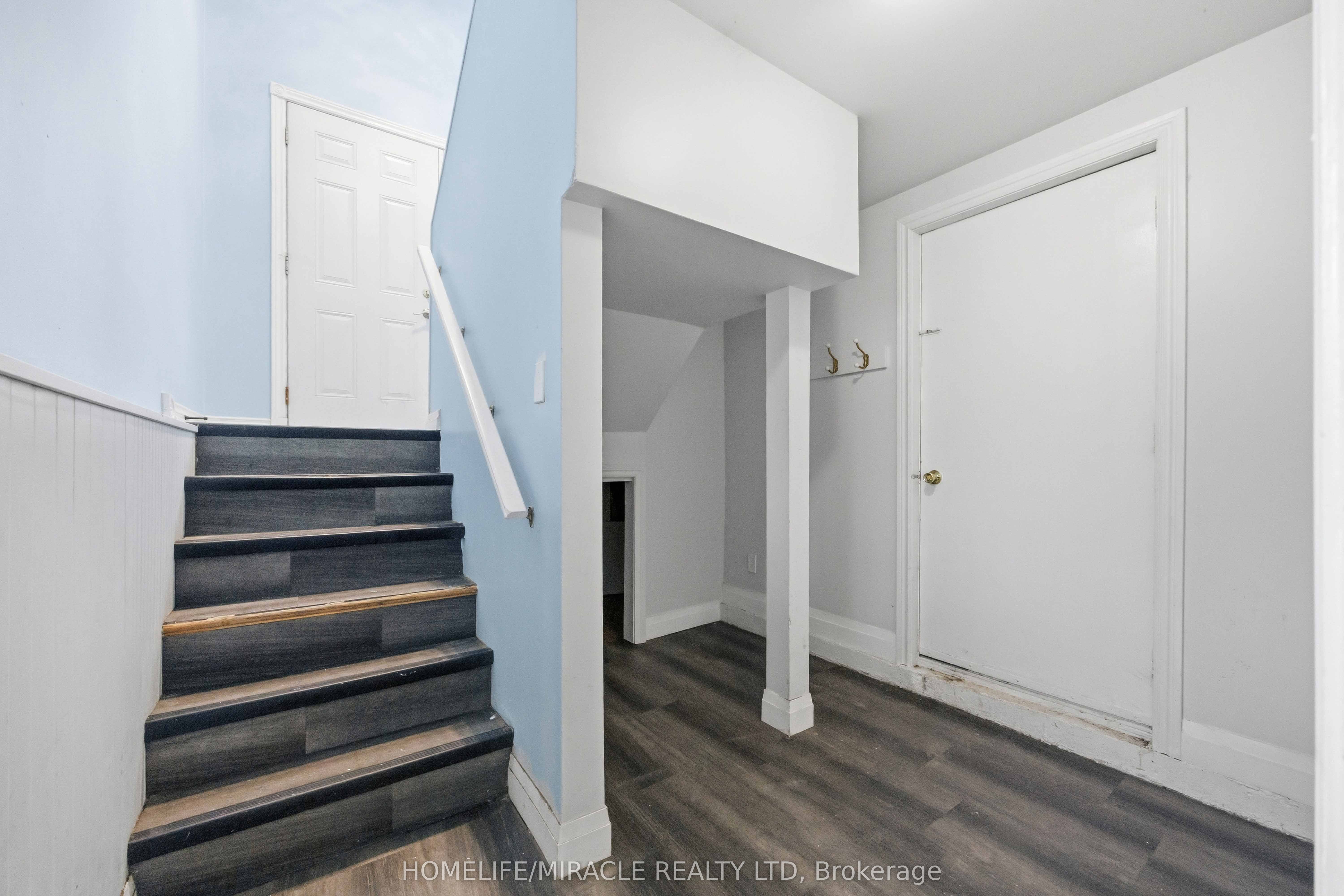 839 Mountain Ash Road Property Photo 18