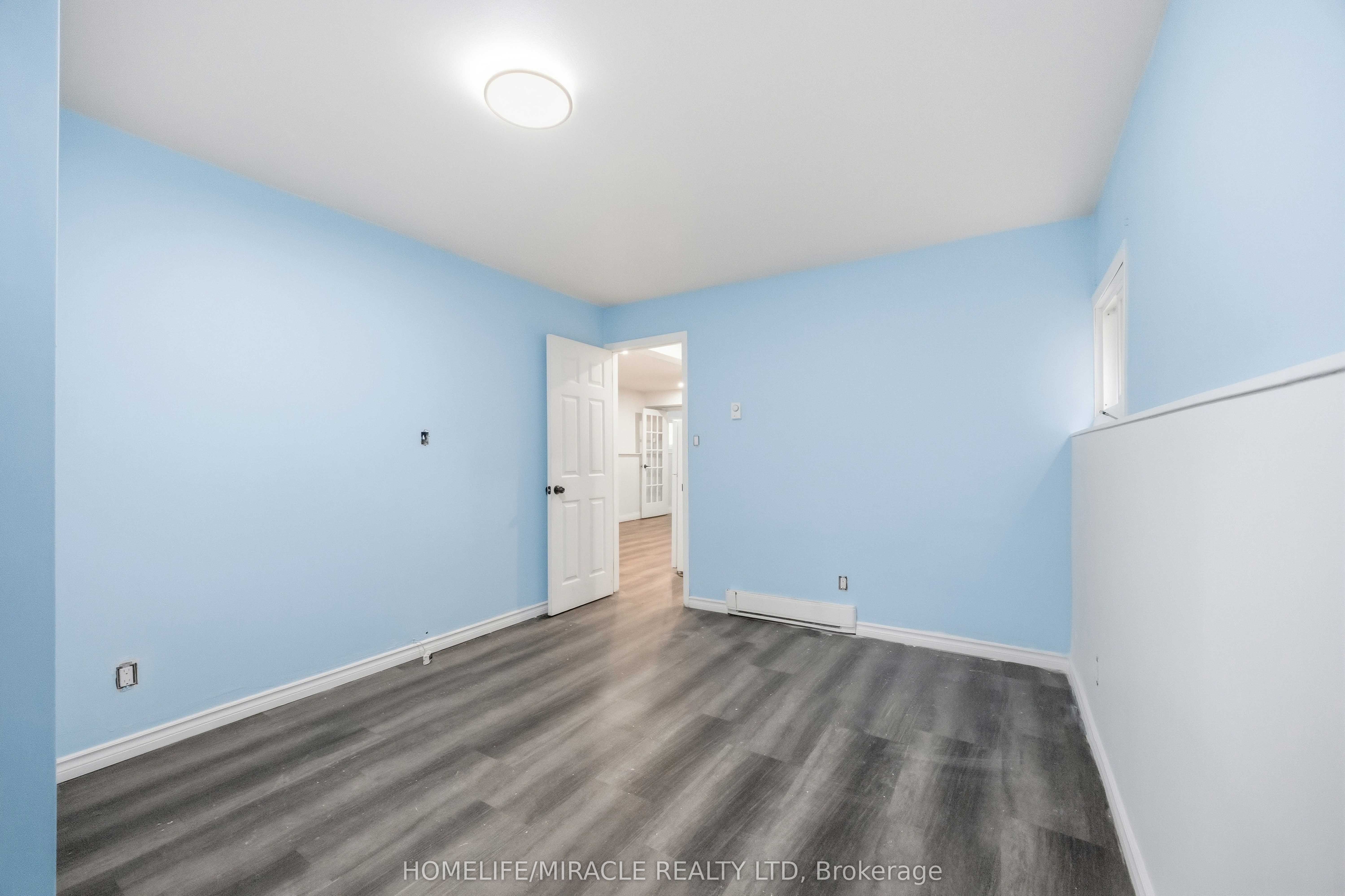 839 Mountain Ash Road Property Photo 25
