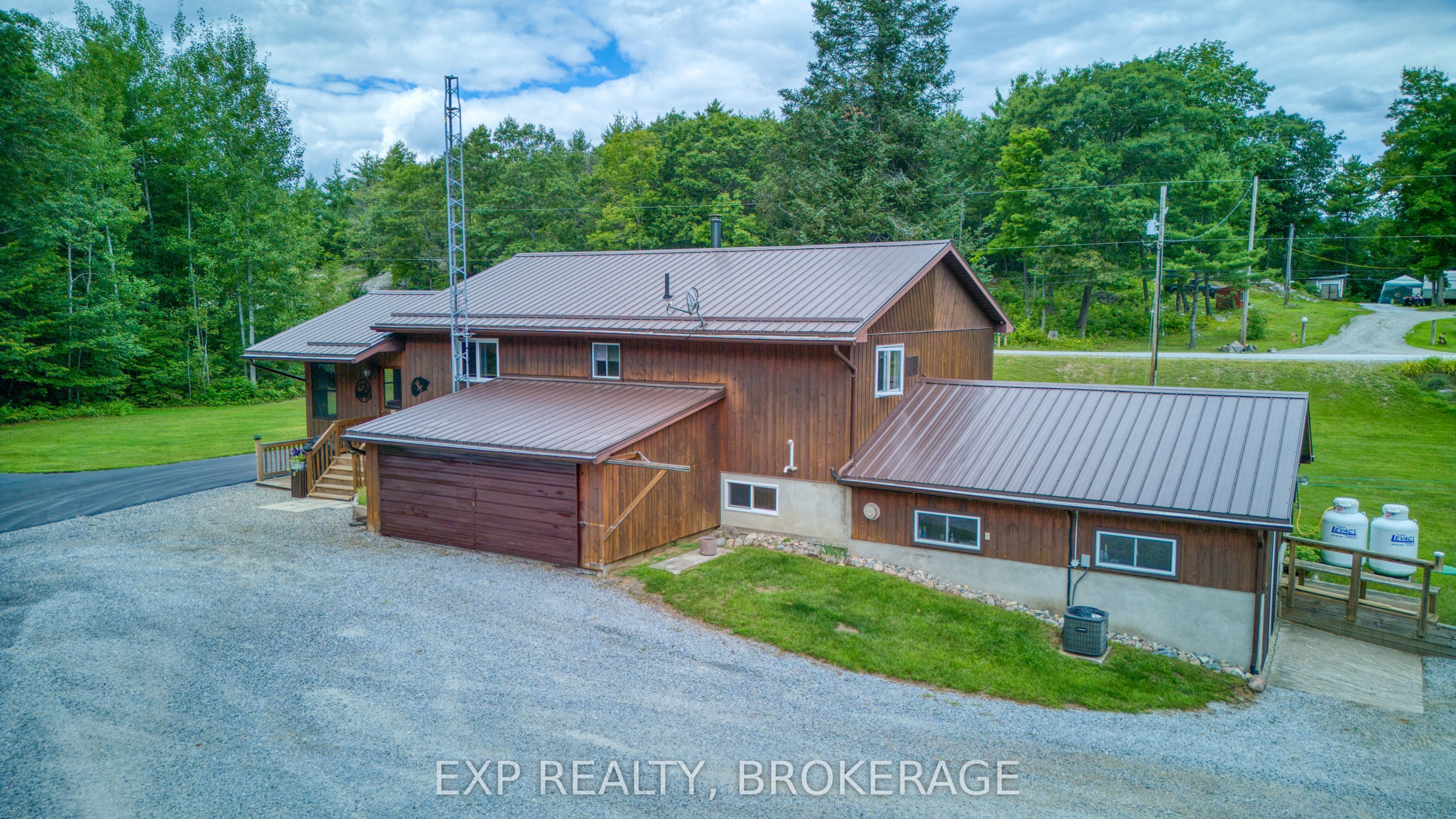 2677 Ardoch Road Property Photo 6