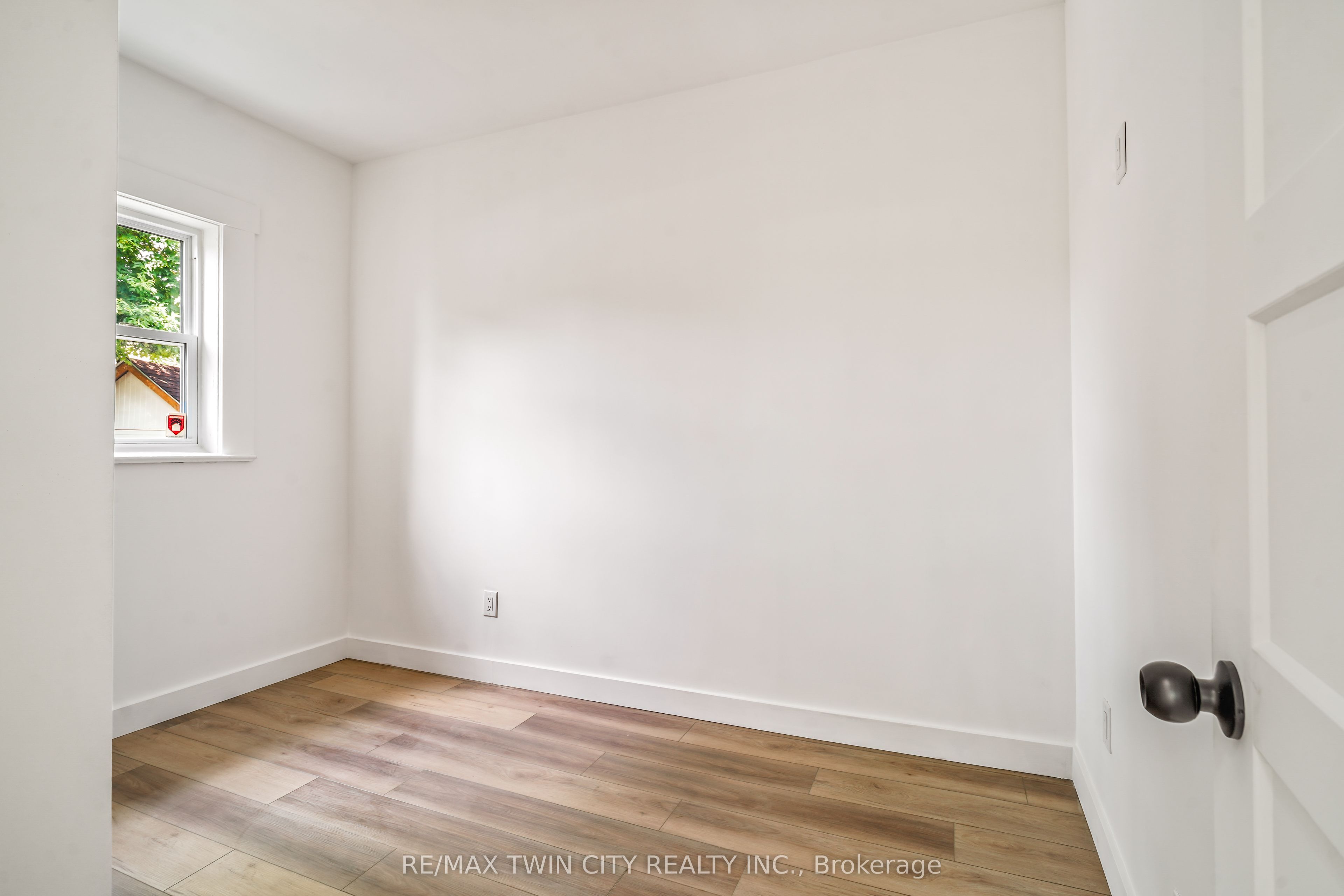 150 Stanley Street Property Photo 25