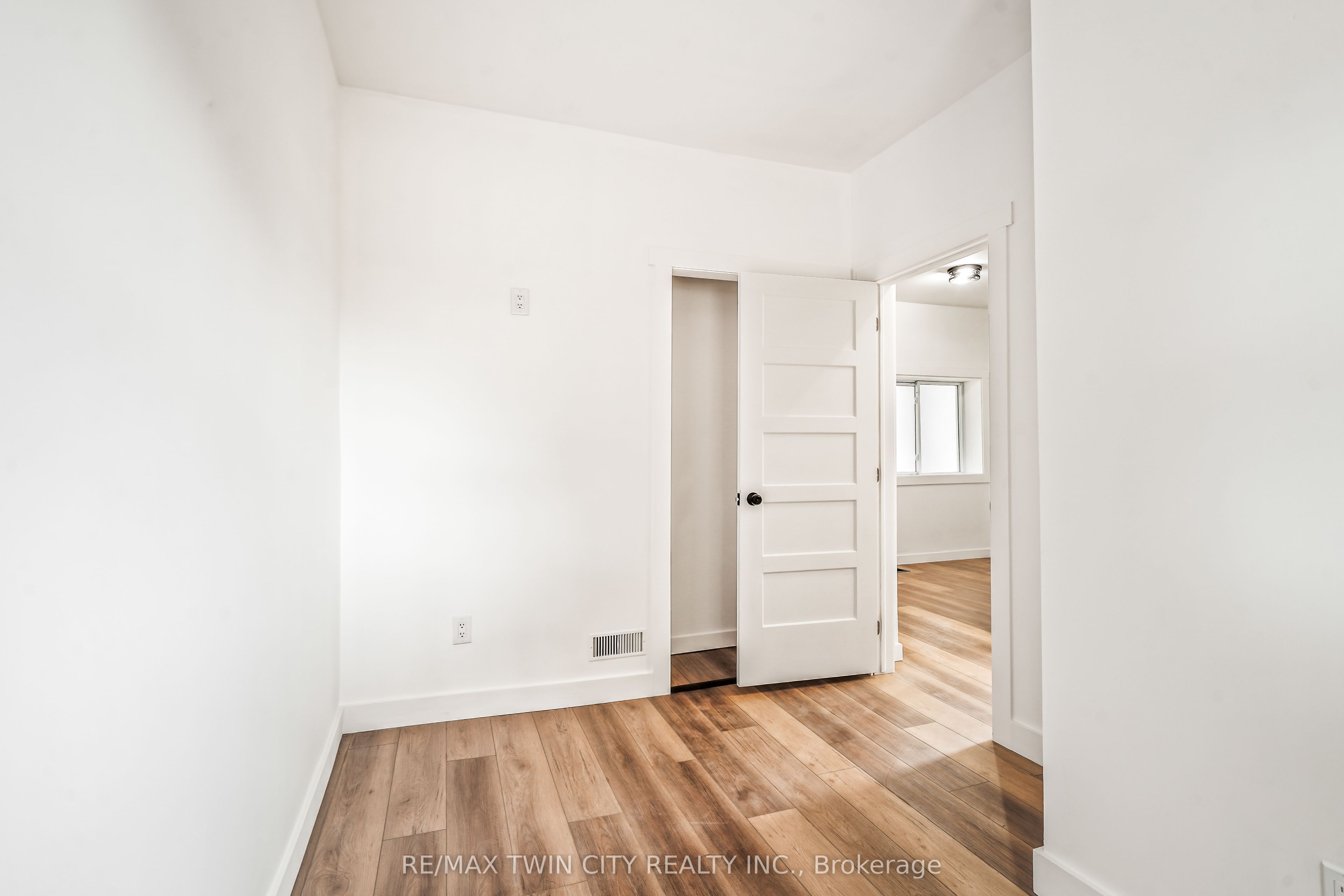 150 Stanley Street Property Photo 26