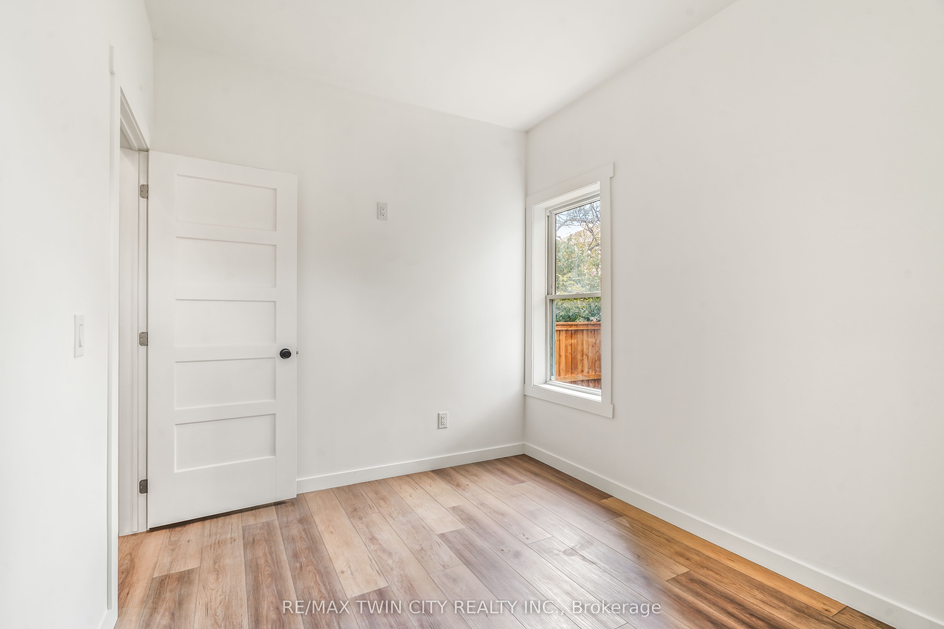 150 Stanley Street Property Photo 29