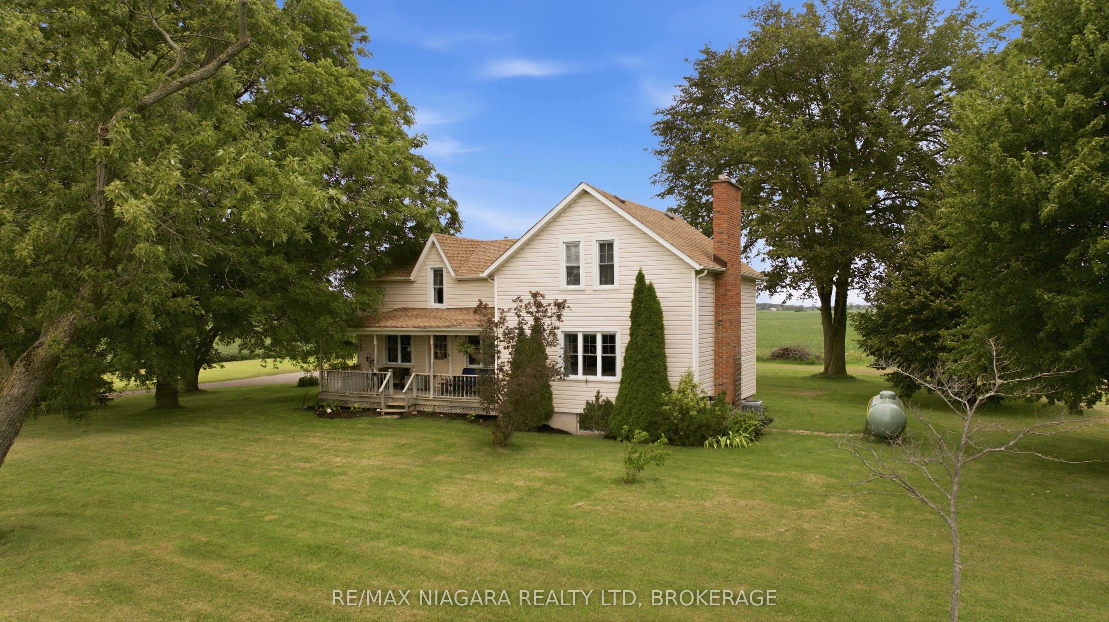4491 Canborough Road Property Photo 3