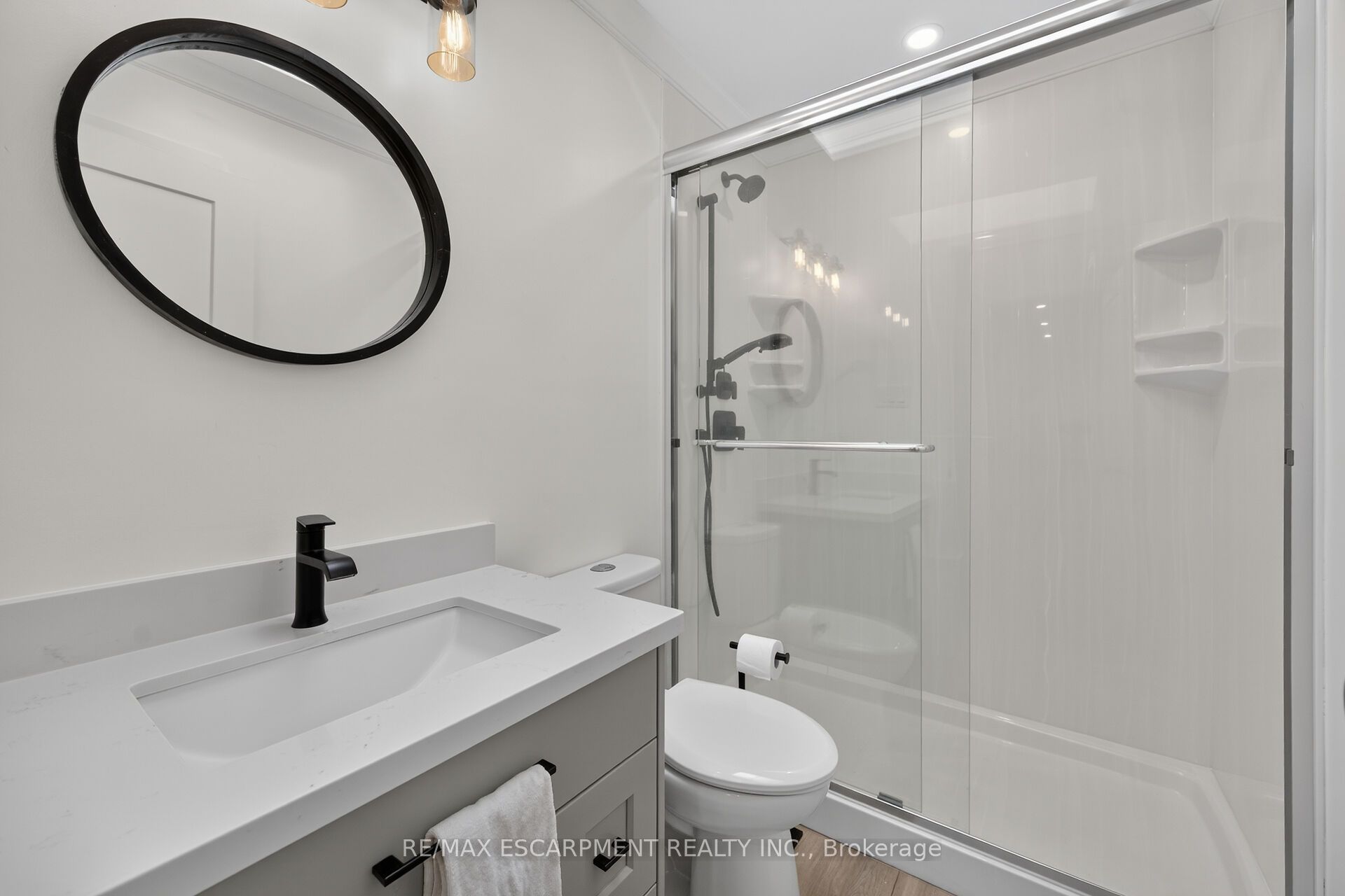 3 Kintyre Court Property Photo 37