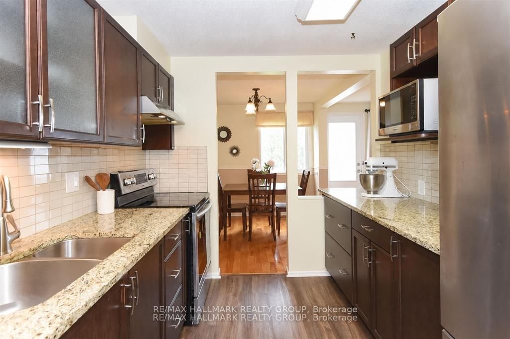 16 Tedwyn Drive Property Photo 5