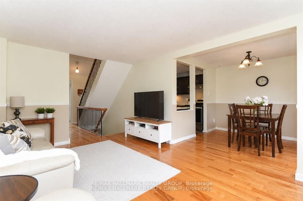 16 Tedwyn Drive Property Photo 7