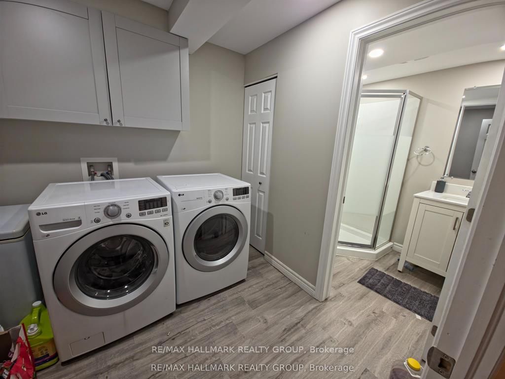 16 Tedwyn Drive Property Photo 11