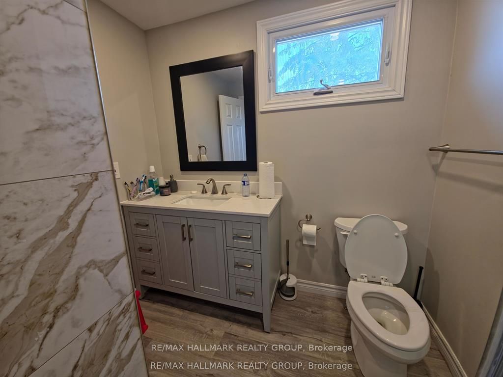 16 Tedwyn Drive Property Photo 12
