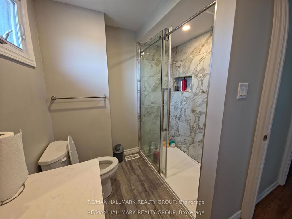 16 Tedwyn Drive Property Photo 13