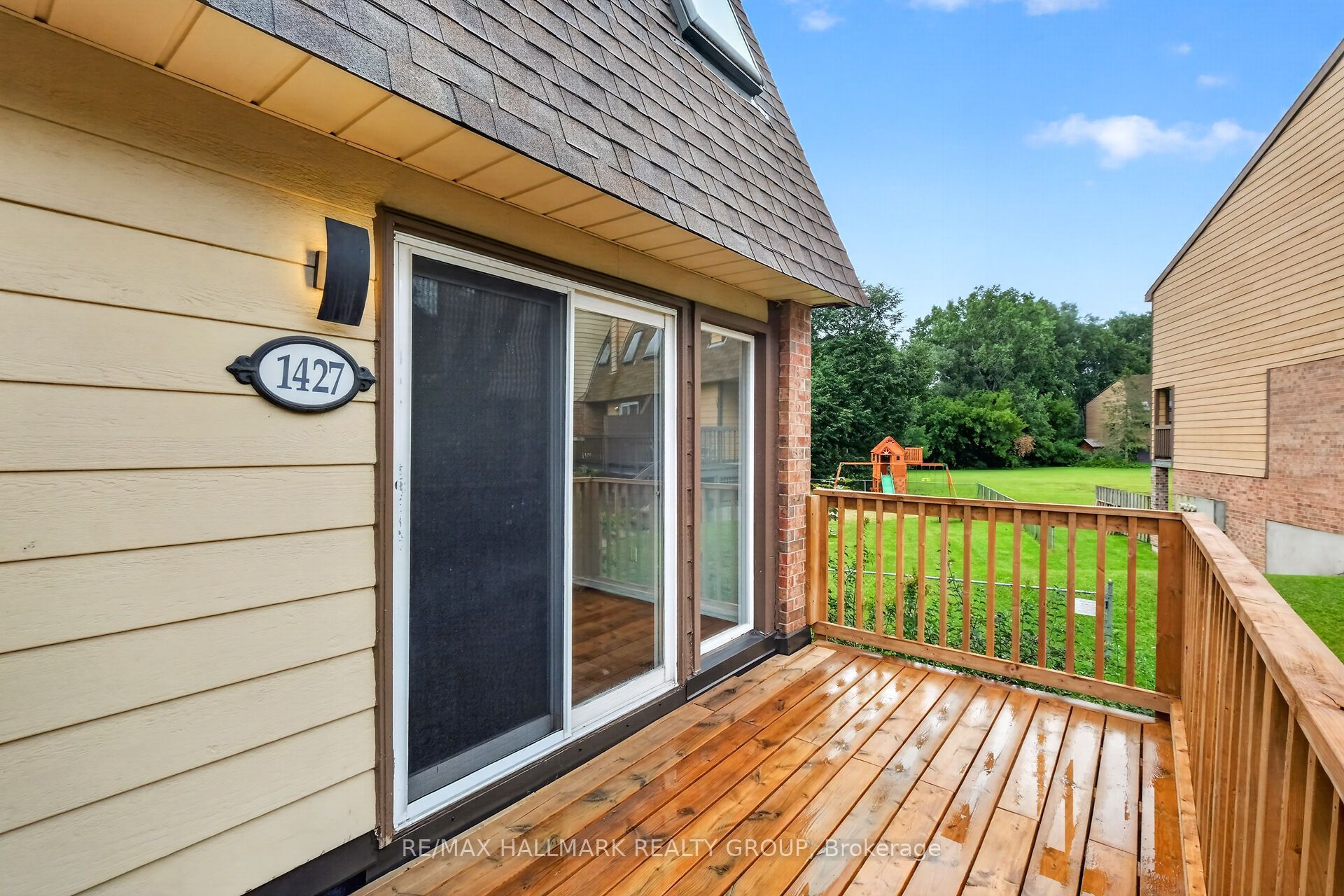 1427 Forge Street Property Photo 3